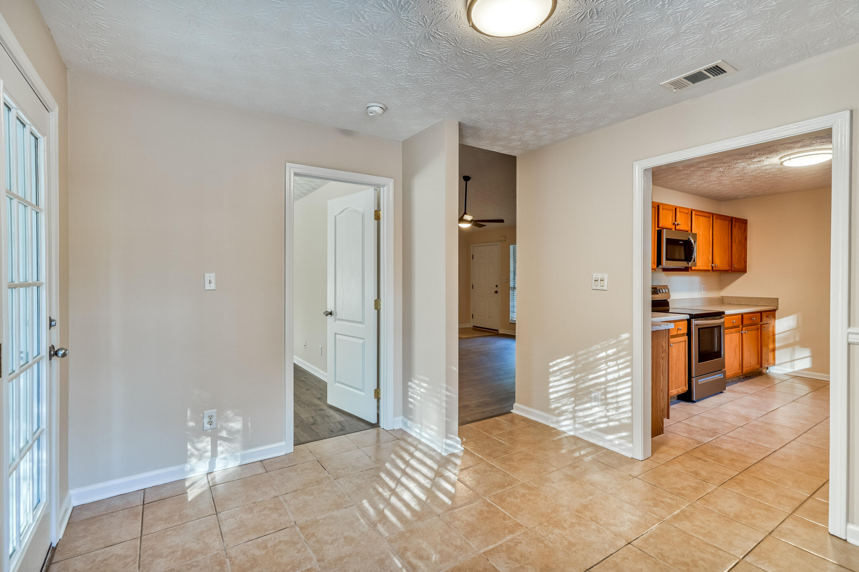 MALLET BAYOU S/D - Residential Lease