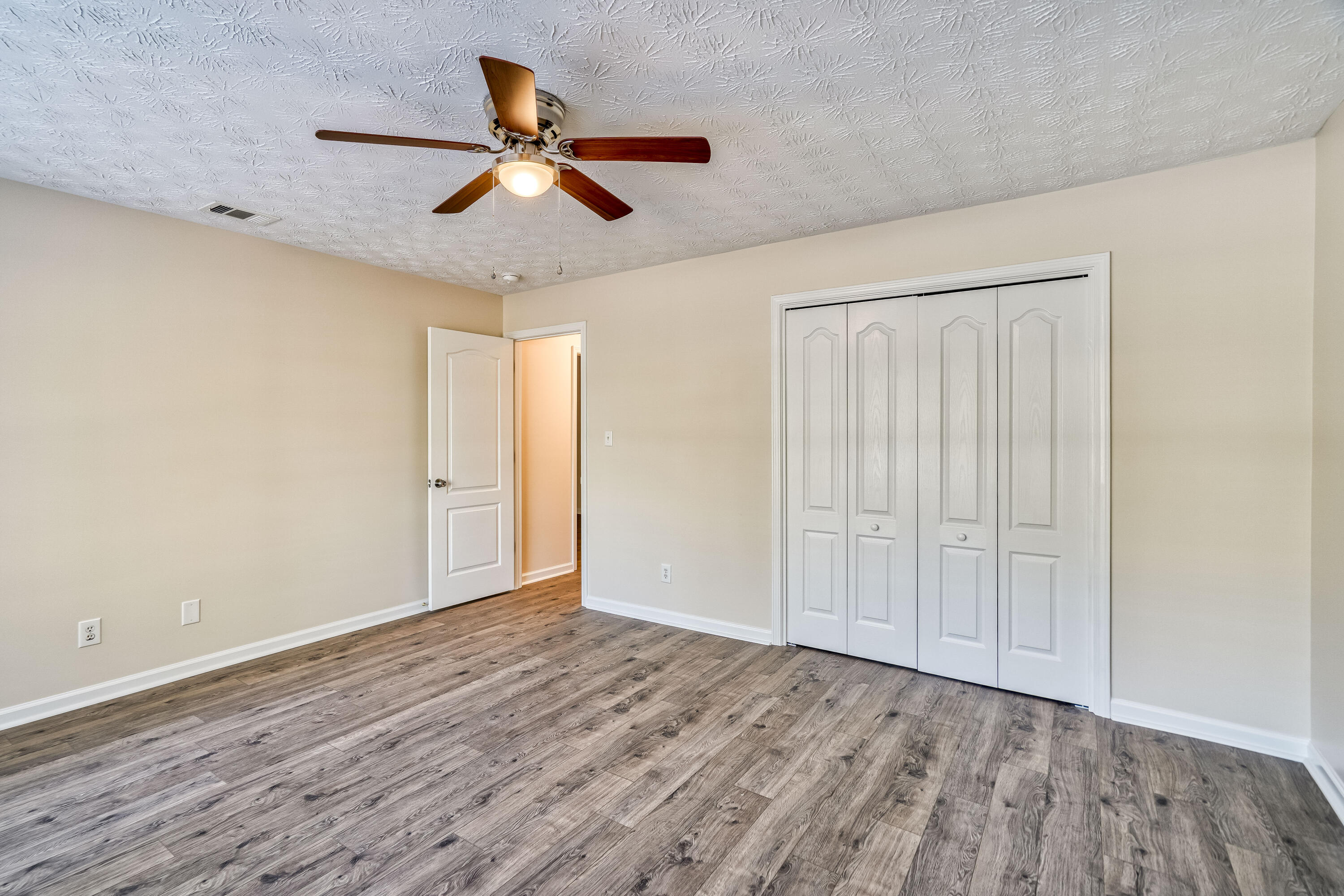 MALLET BAYOU S/D - Residential Lease