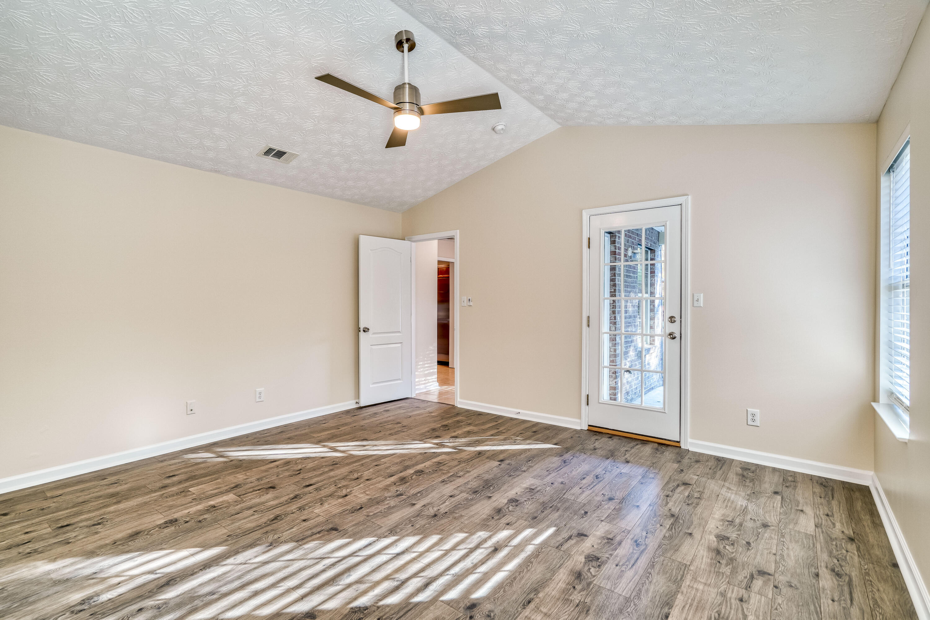 MALLET BAYOU S/D - Residential Lease