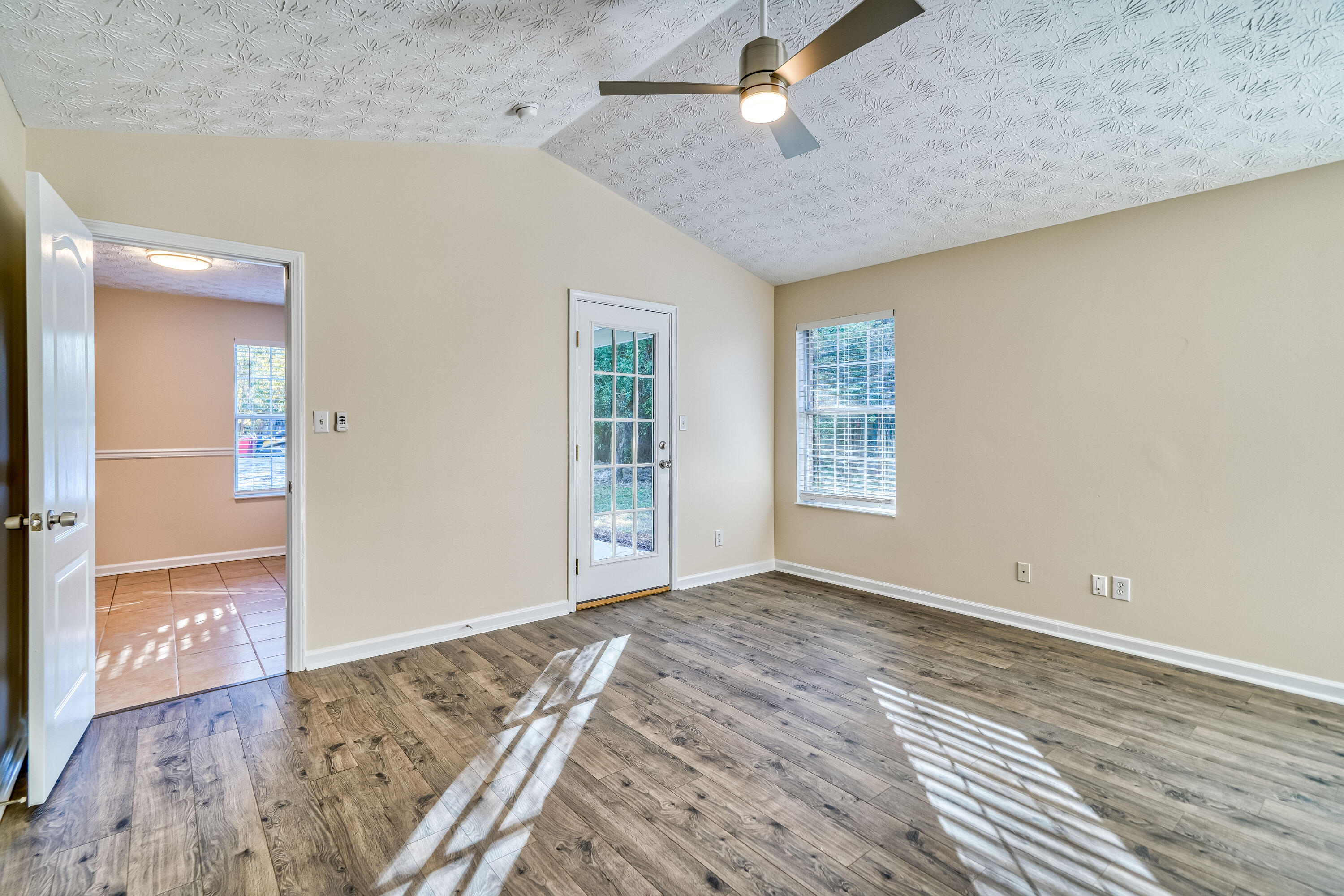 MALLET BAYOU S/D - Residential Lease