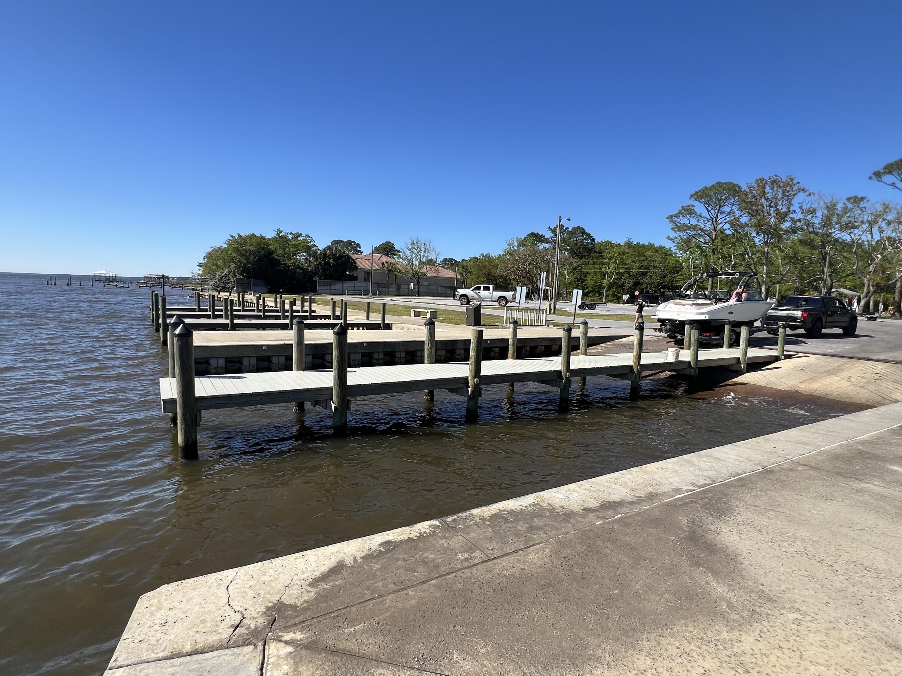 MALLET BAYOU S/D - Residential Lease