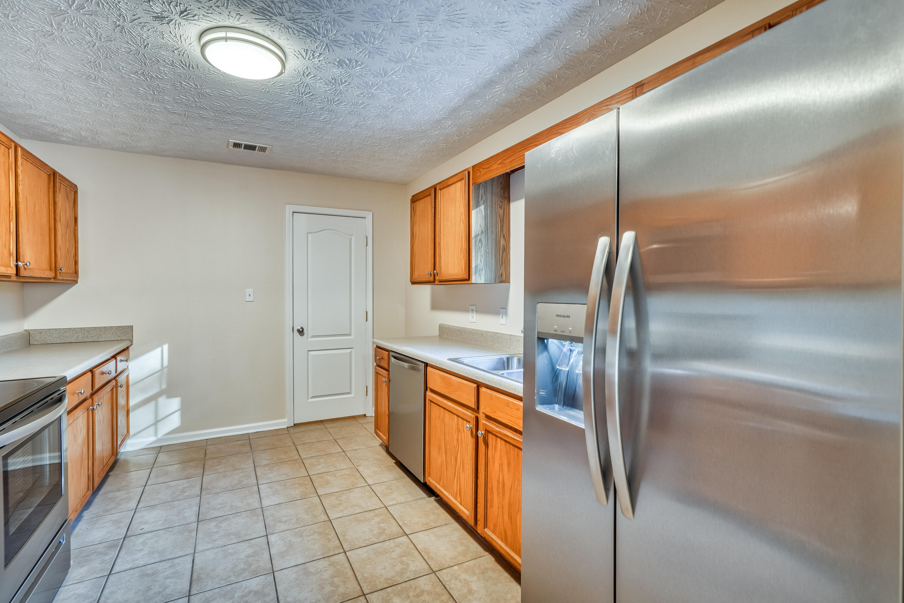 MALLET BAYOU S/D - Residential Lease