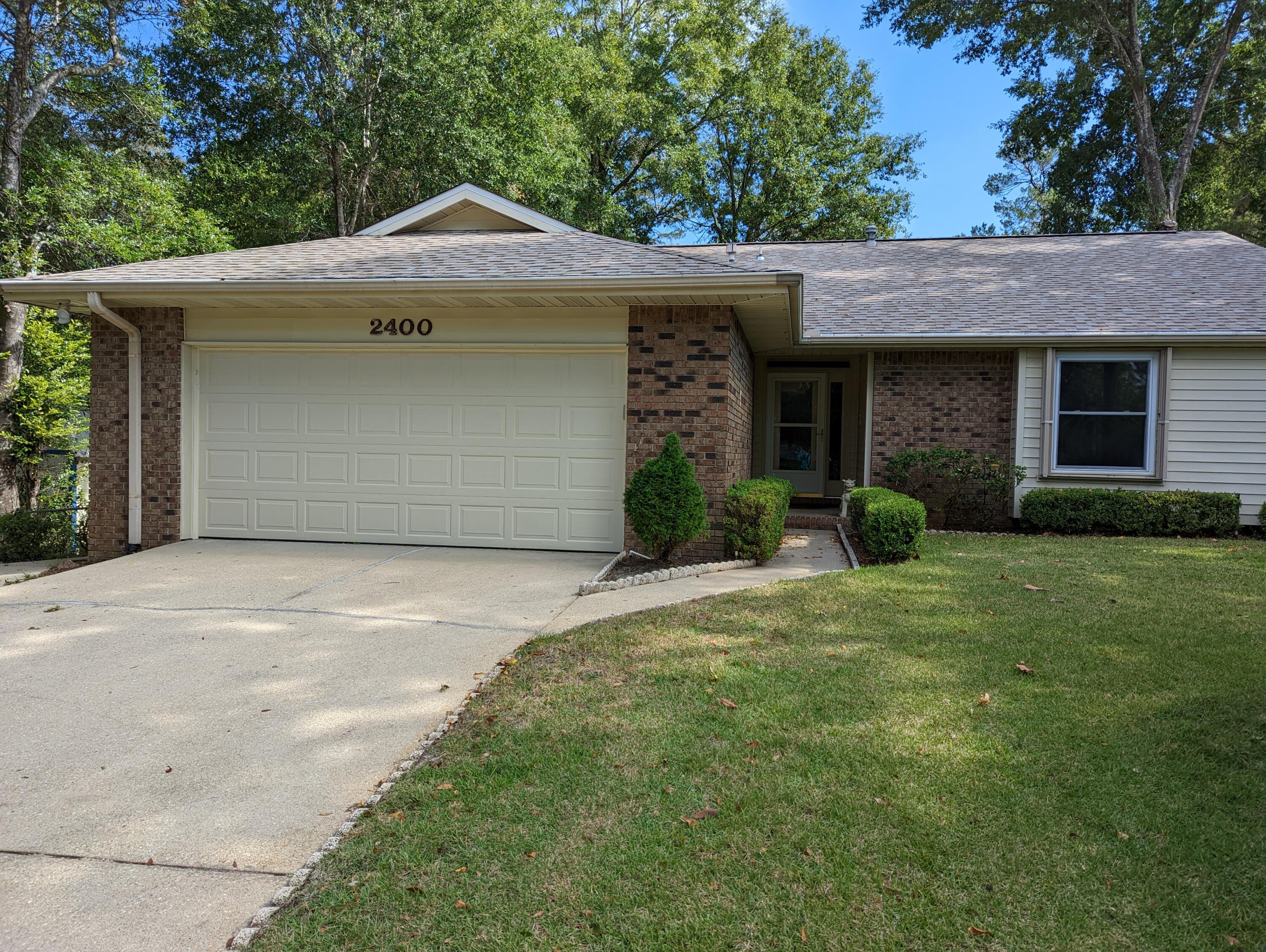 EDGEWATER VILLAGE NORTH - Residential