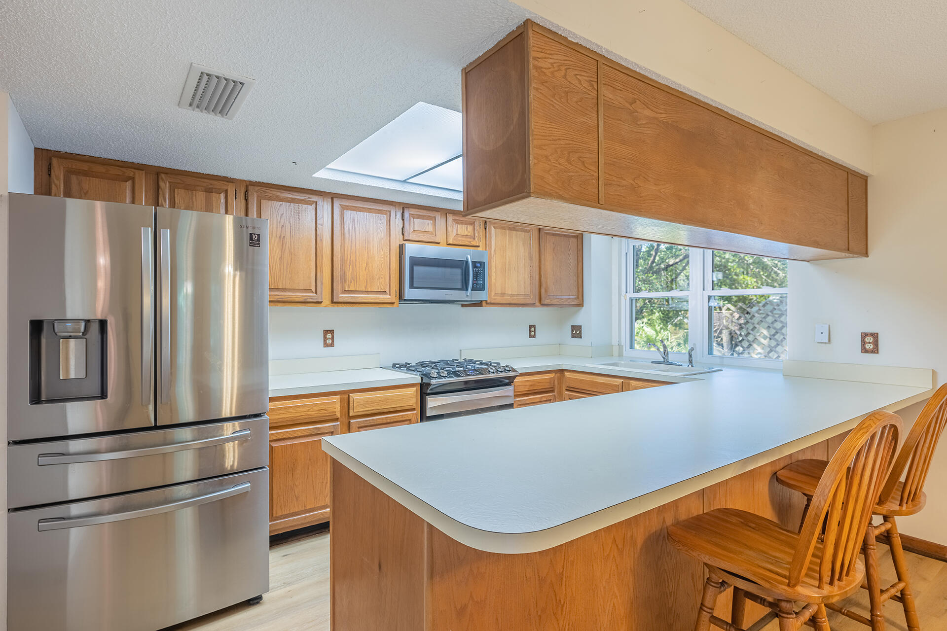 EDGEWATER VILLAGE NORTH - Residential