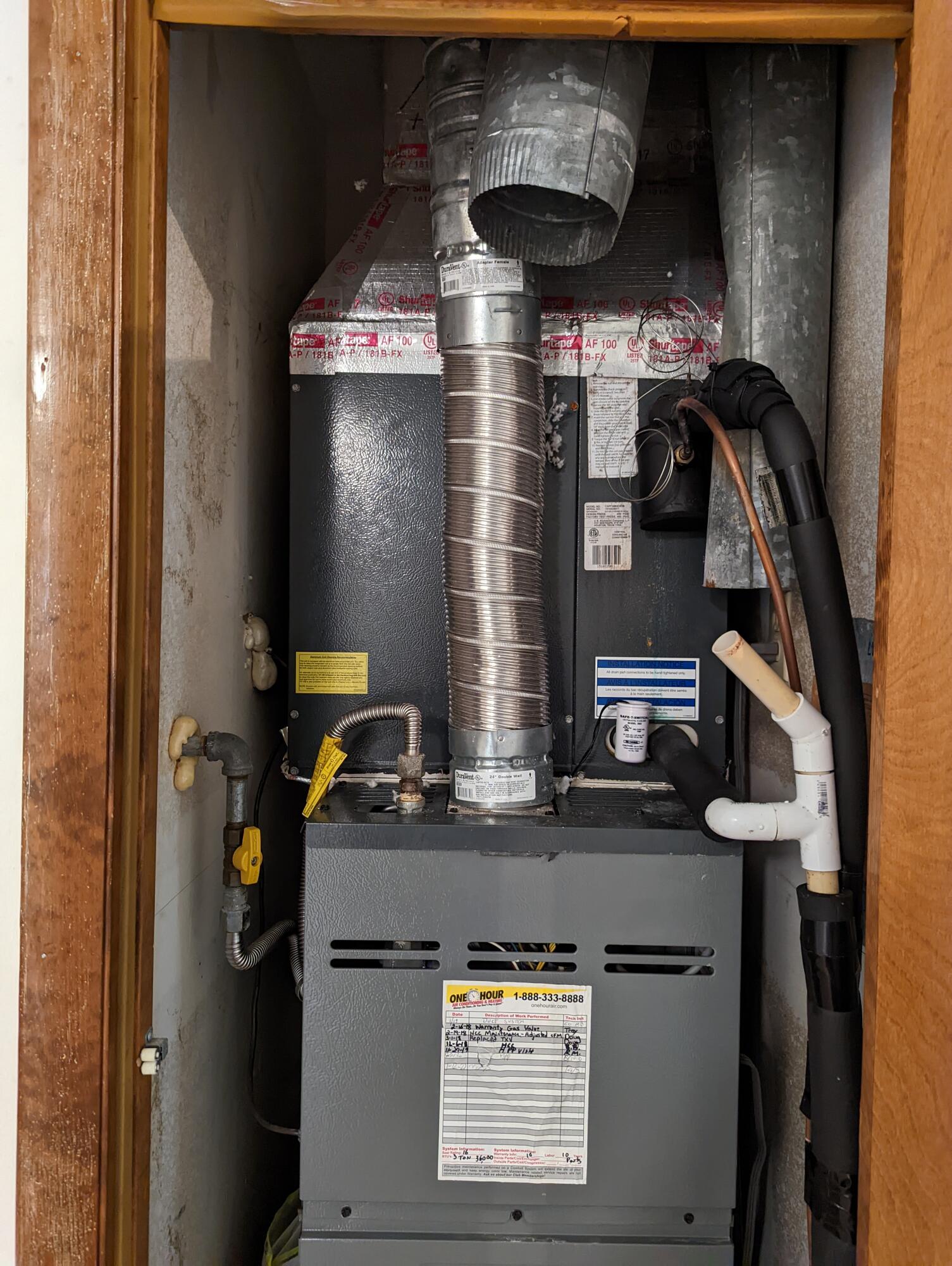 EDGEWATER VILLAGE NORTH - Residential