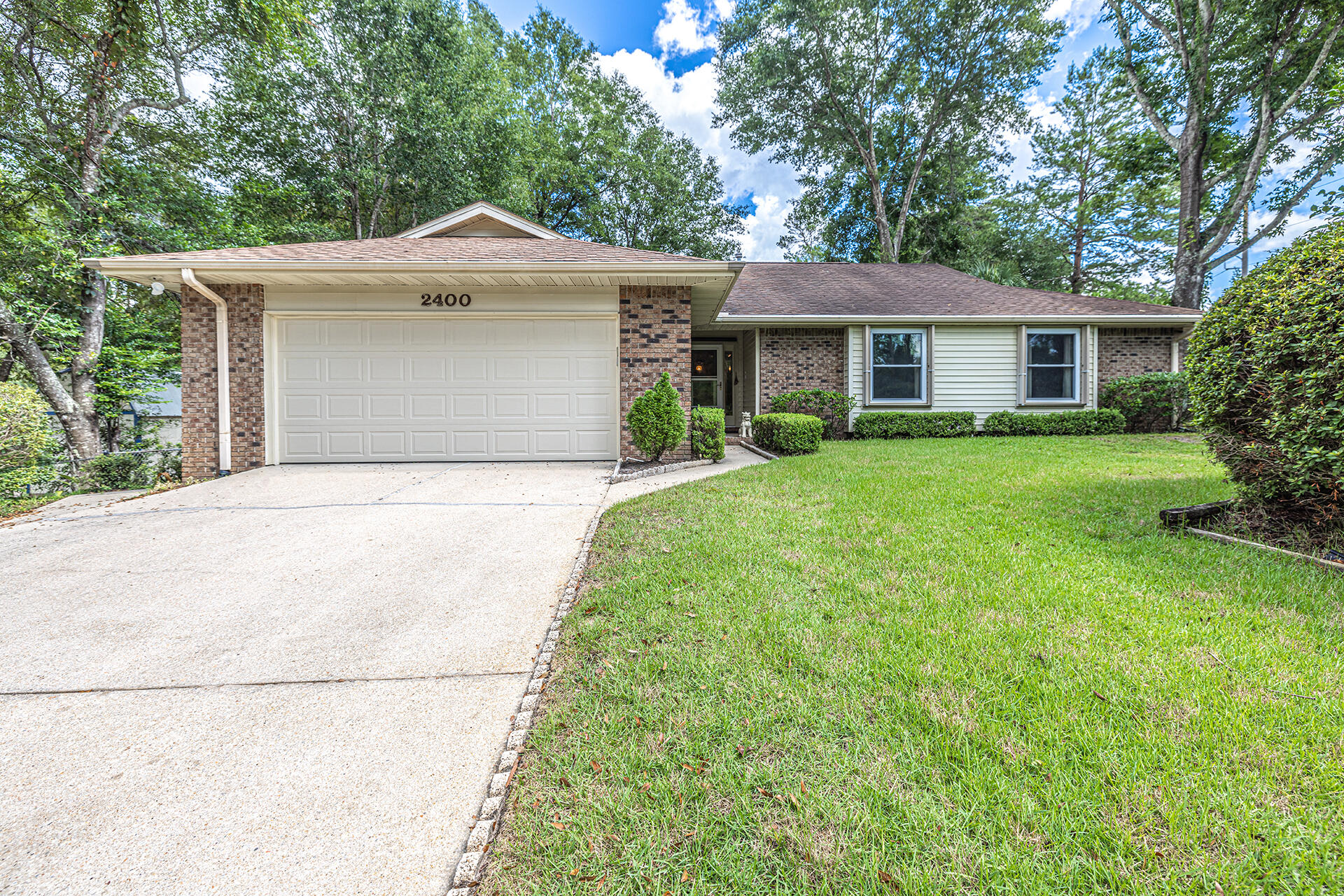 EDGEWATER VILLAGE NORTH - Residential