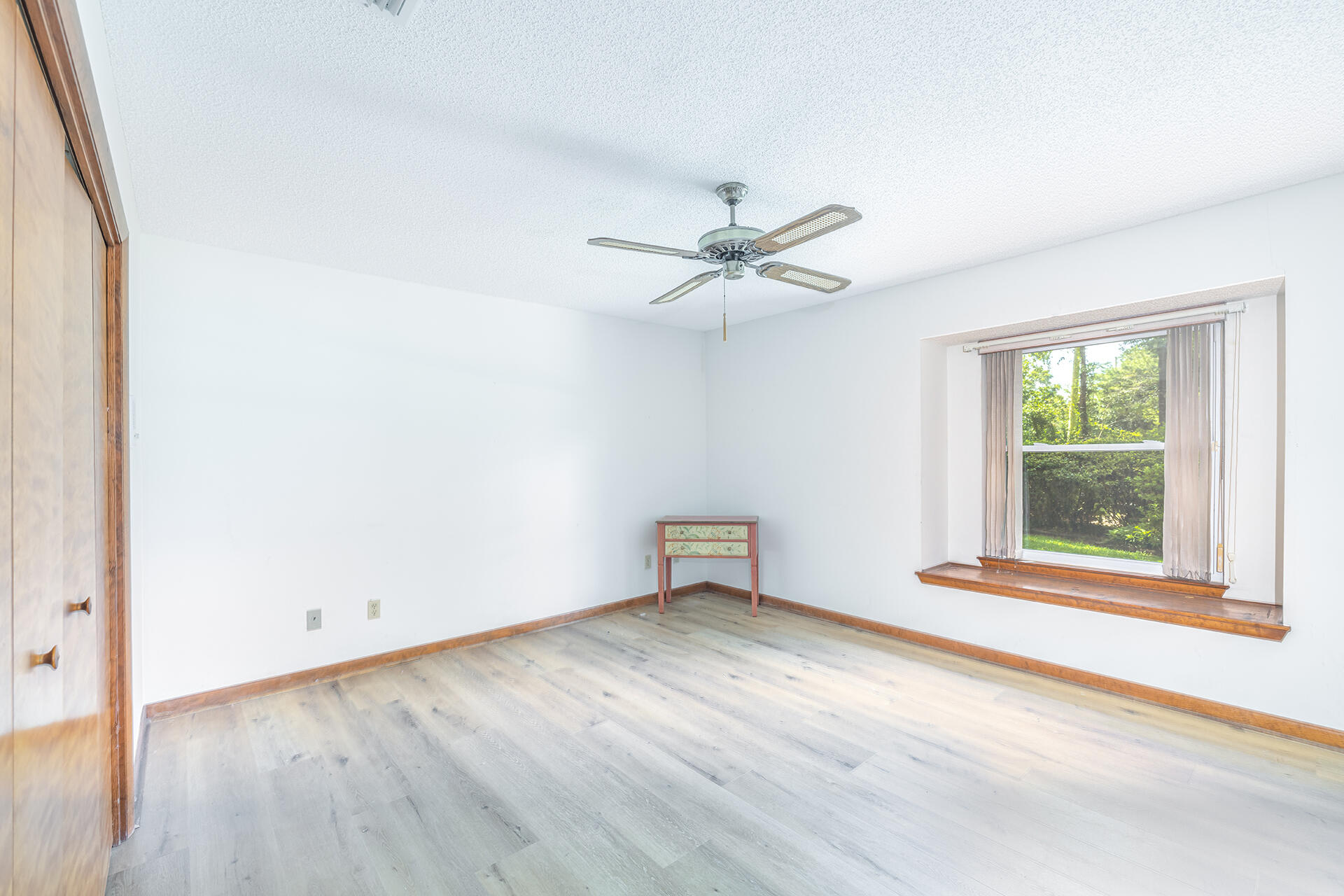 EDGEWATER VILLAGE NORTH - Residential