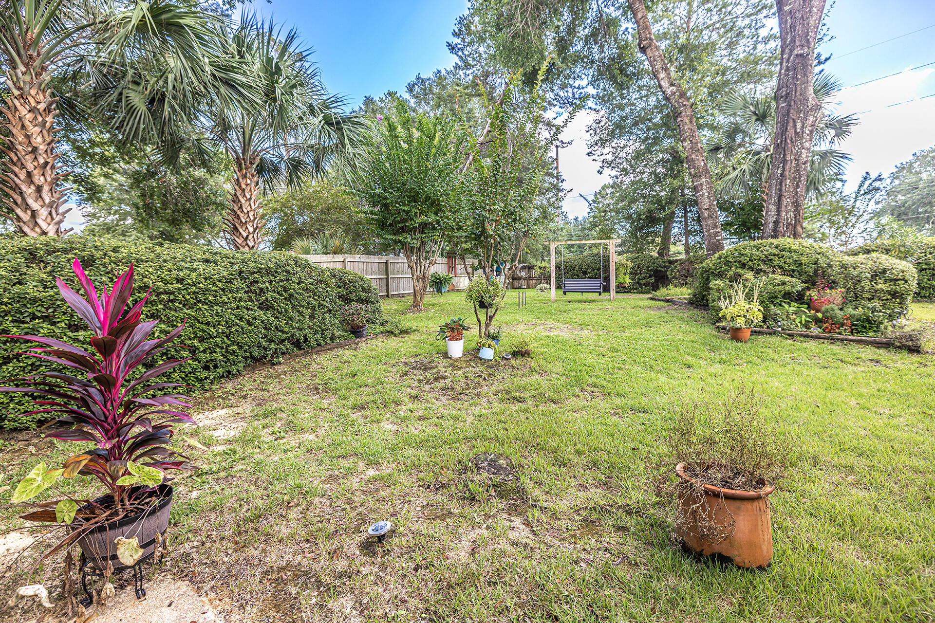 EDGEWATER VILLAGE NORTH - Residential