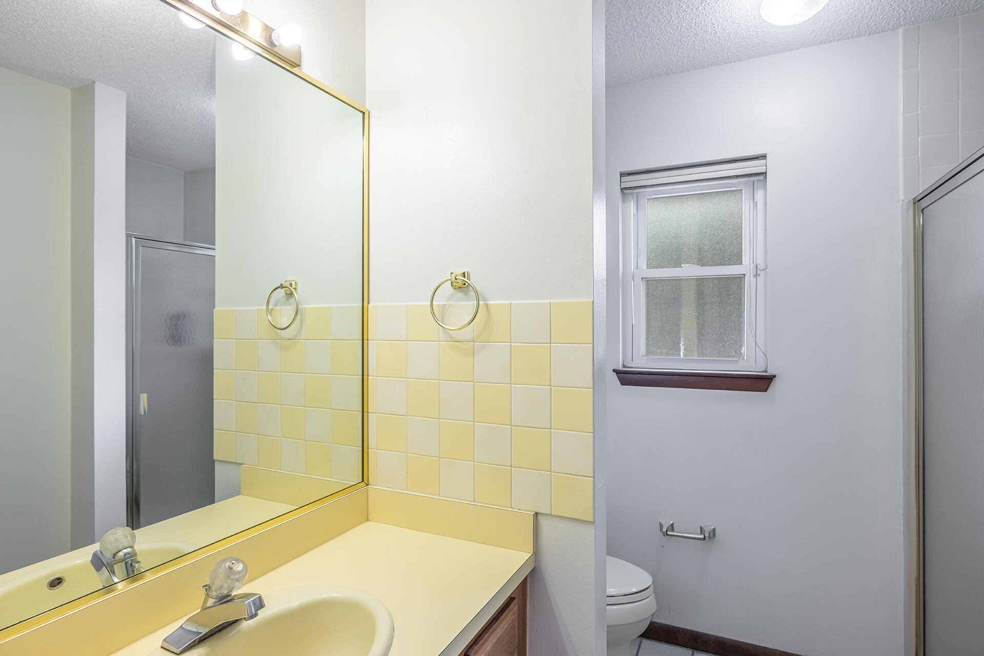 EDGEWATER VILLAGE NORTH - Residential