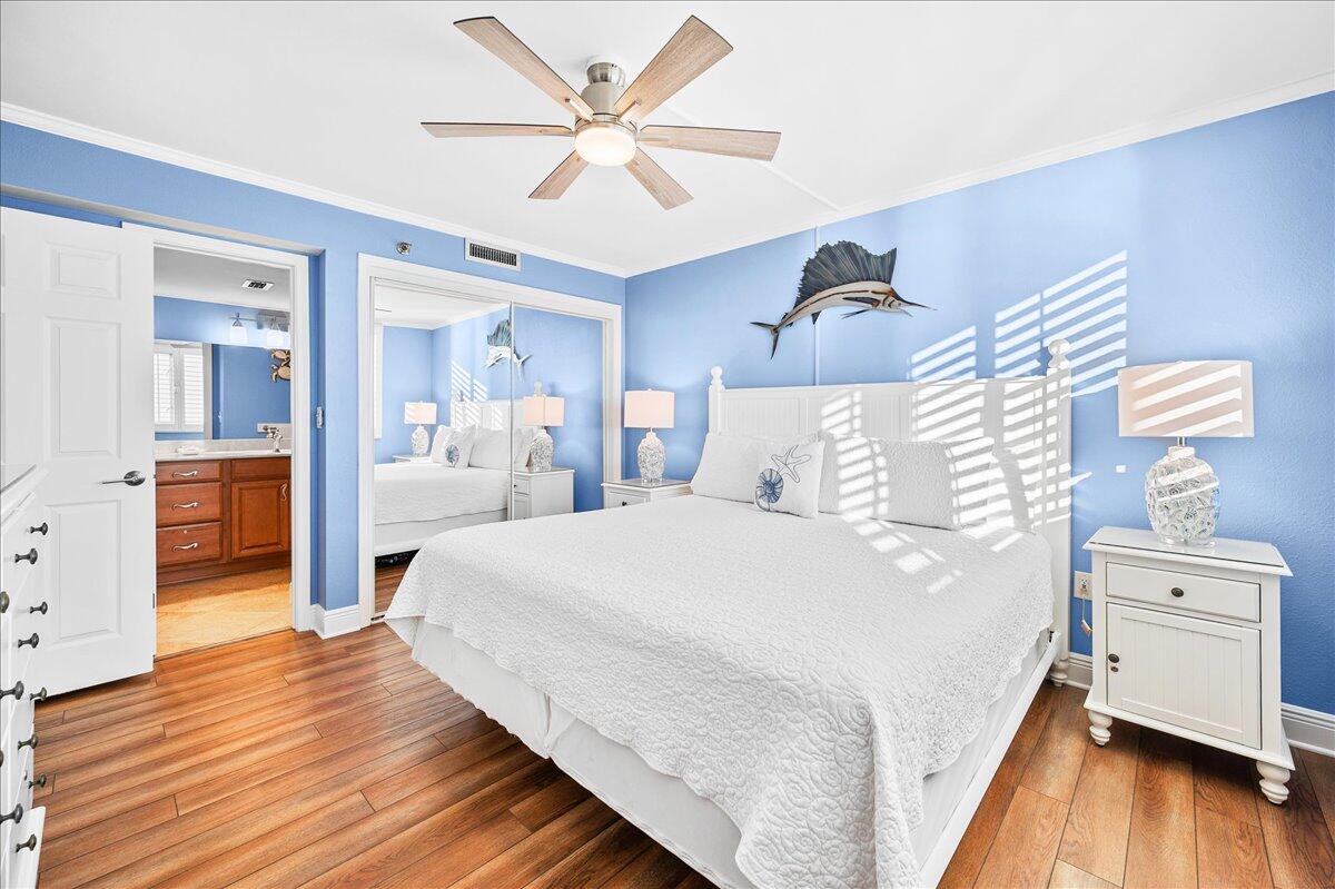 ISLANDER CONDO - Residential