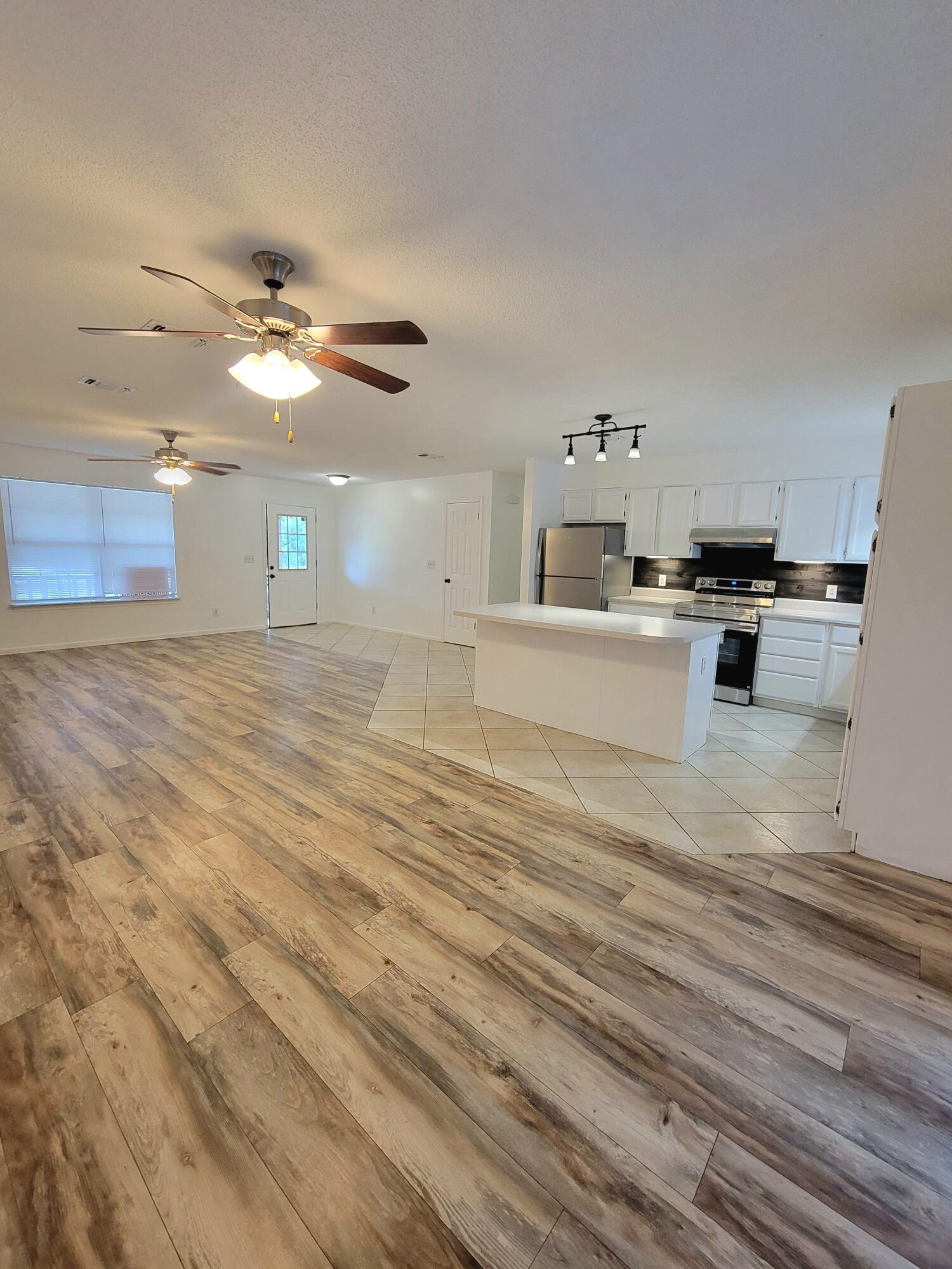 MOSSY COVE - Residential