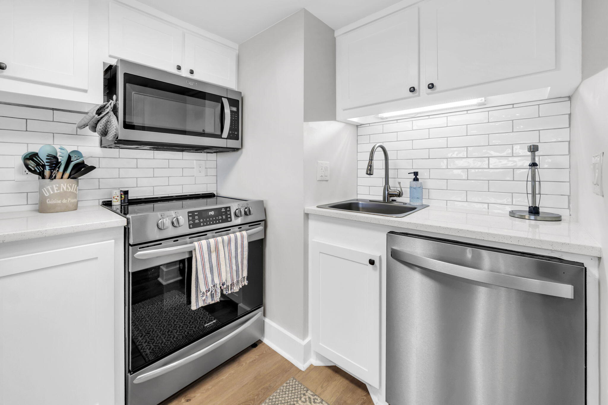 PINNACLE PORT - Residential