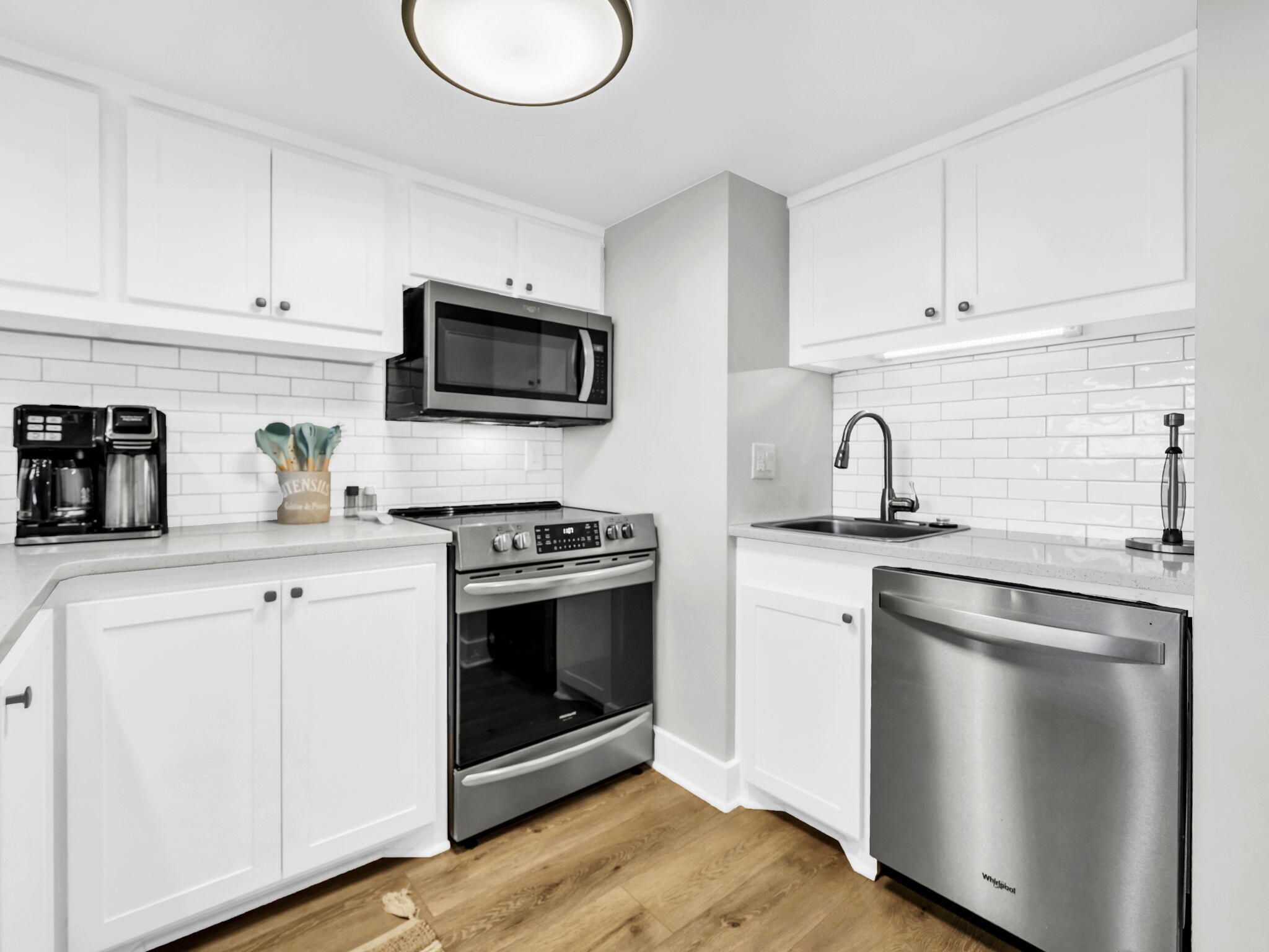 PINNACLE PORT - Residential