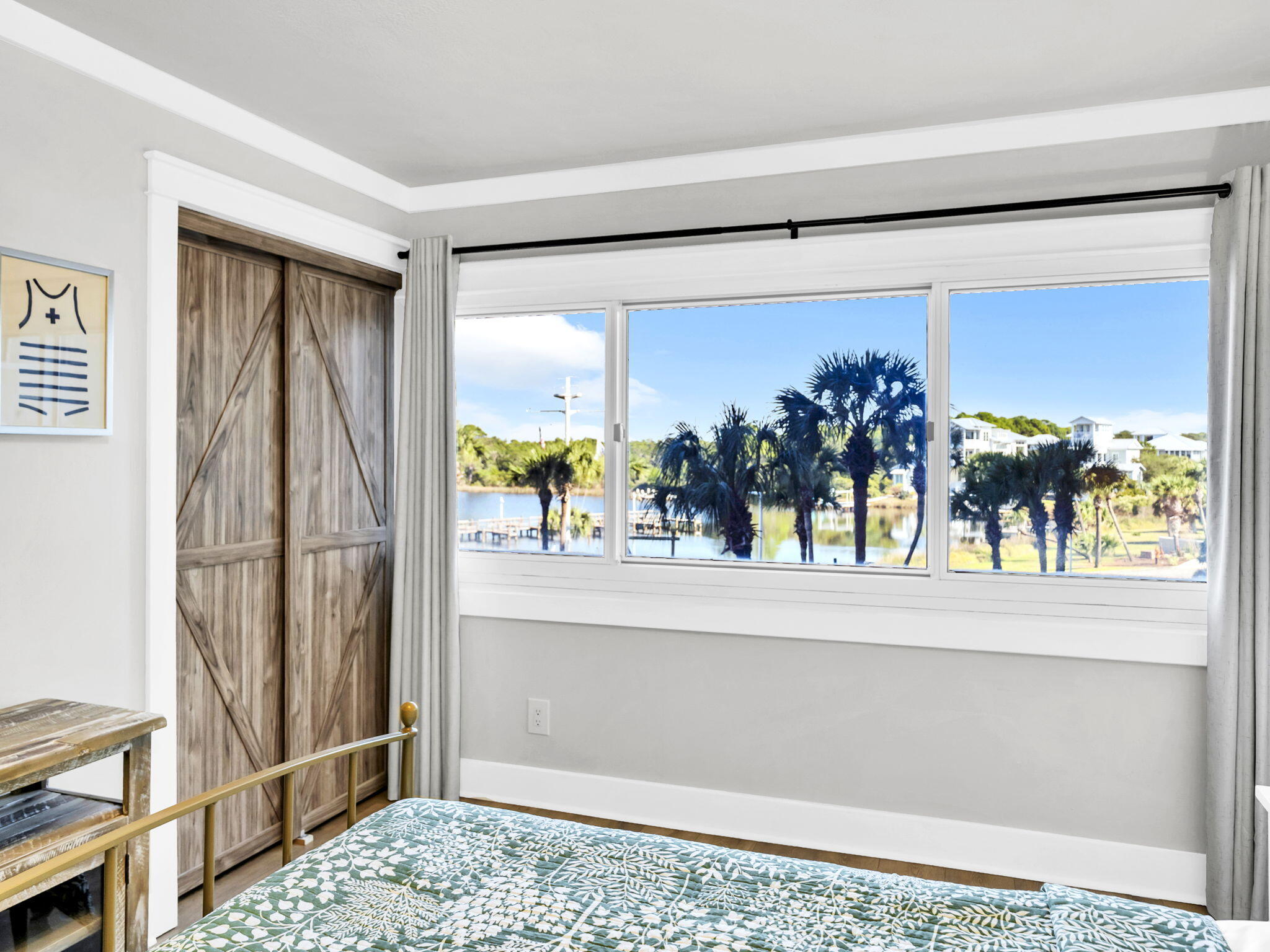 PINNACLE PORT - Residential