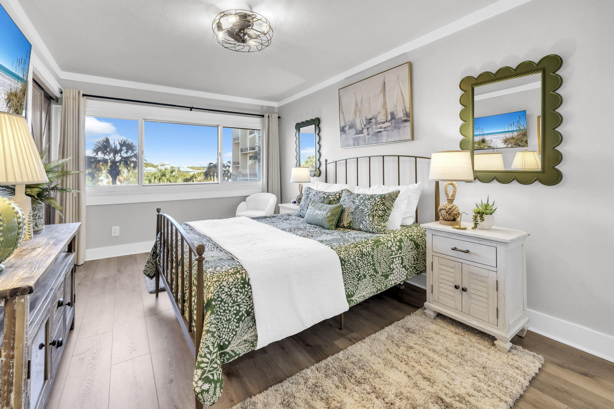 PINNACLE PORT - Residential