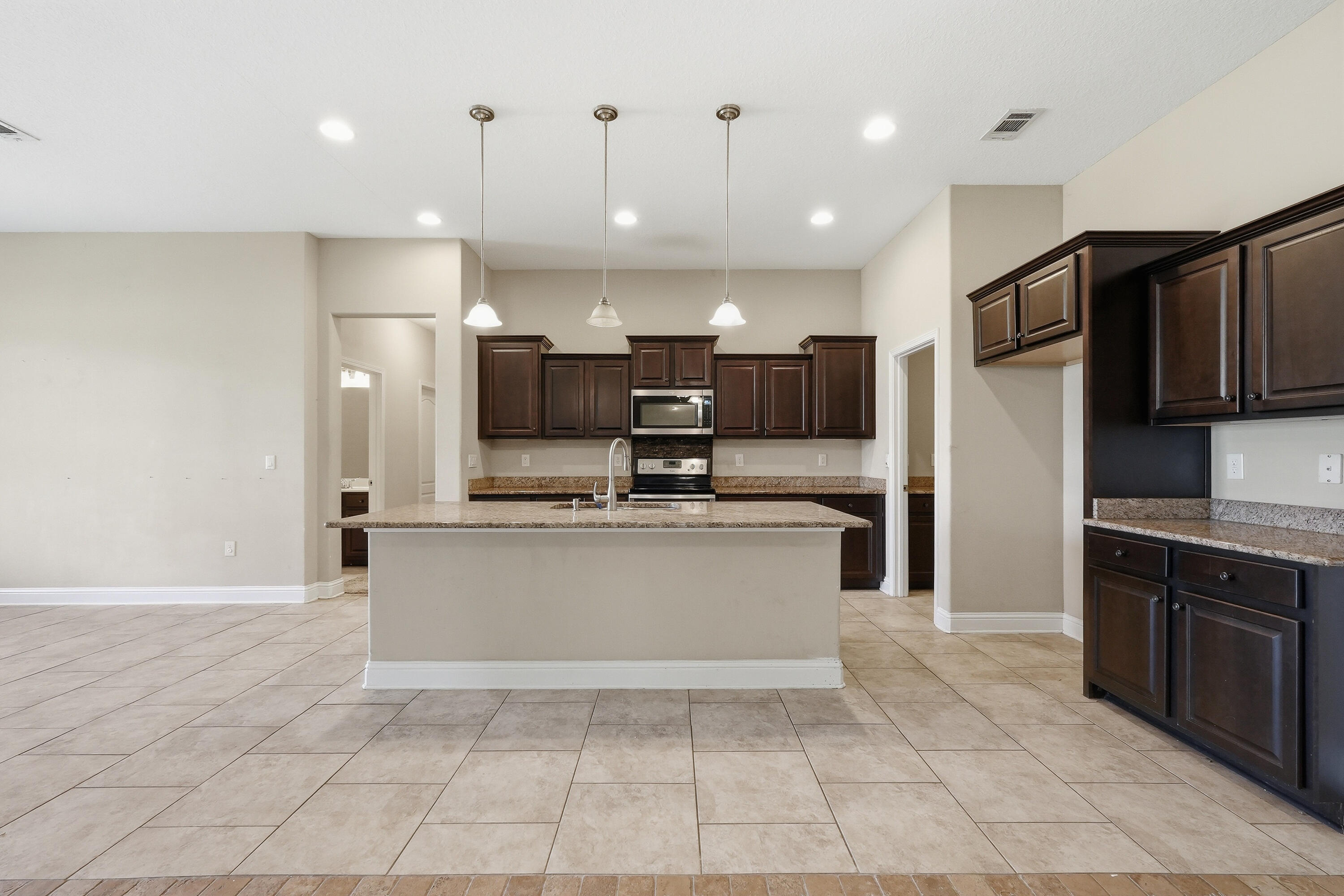 THE MEADOWS - Residential