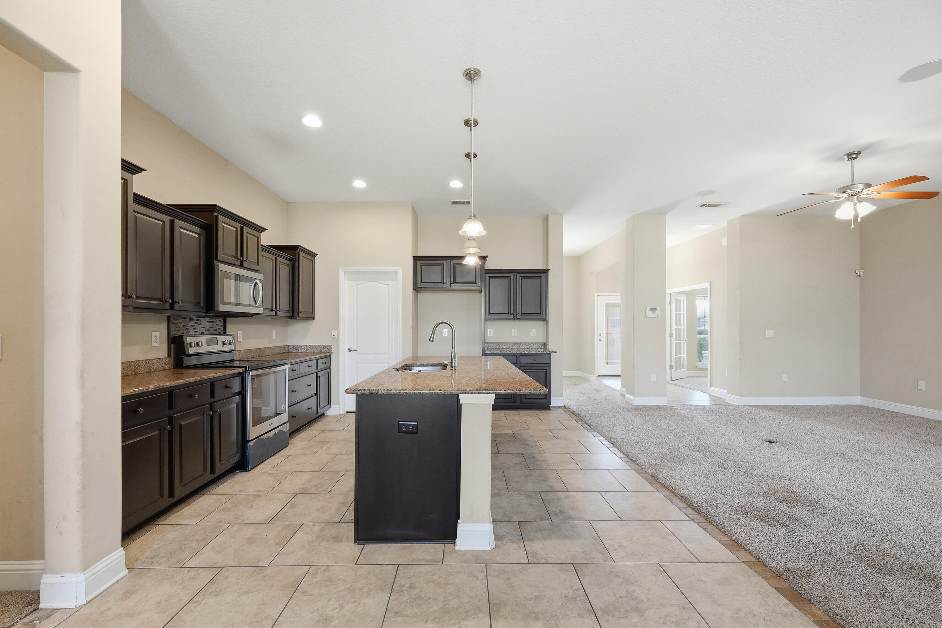 THE MEADOWS - Residential