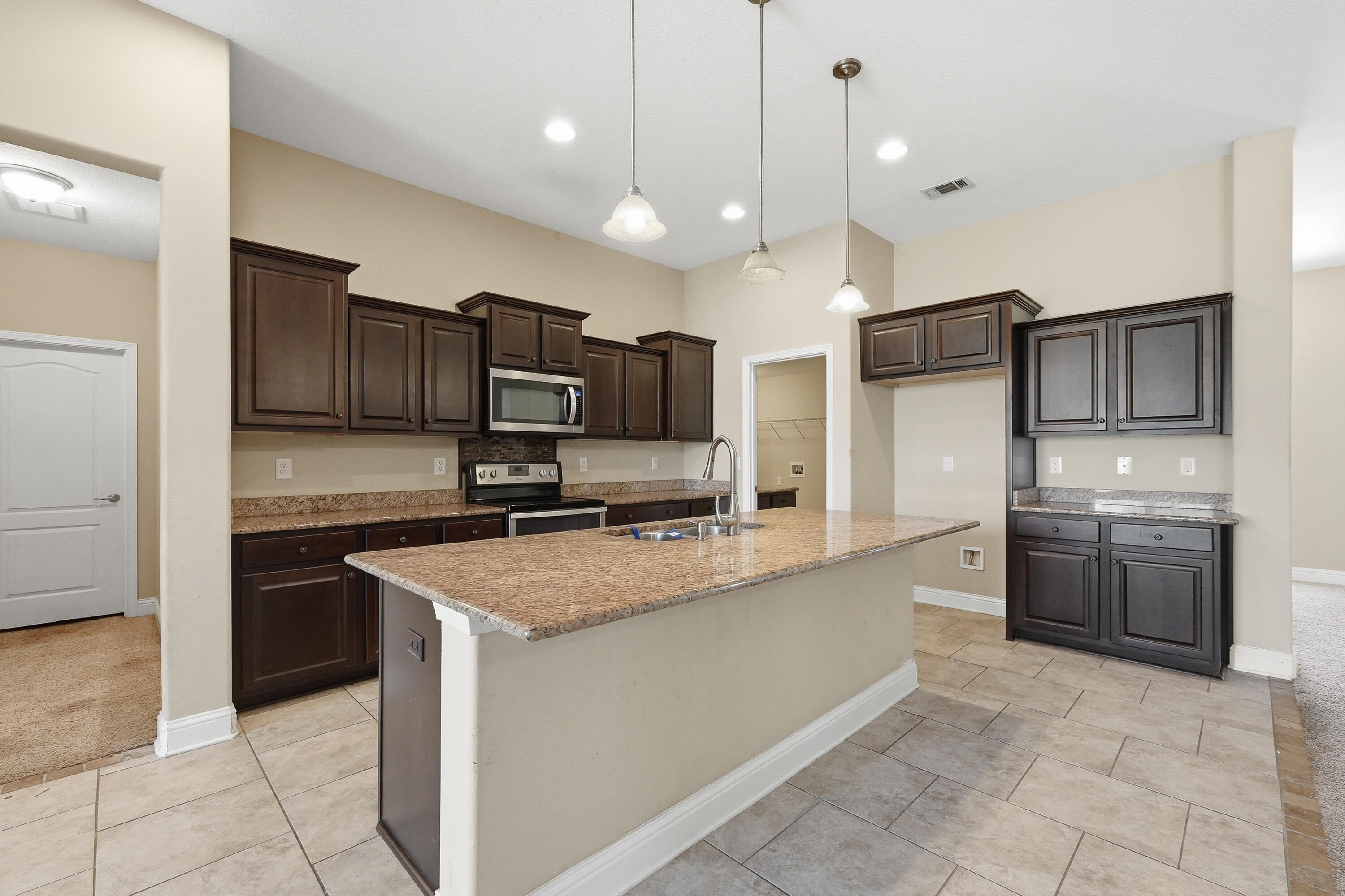 THE MEADOWS - Residential