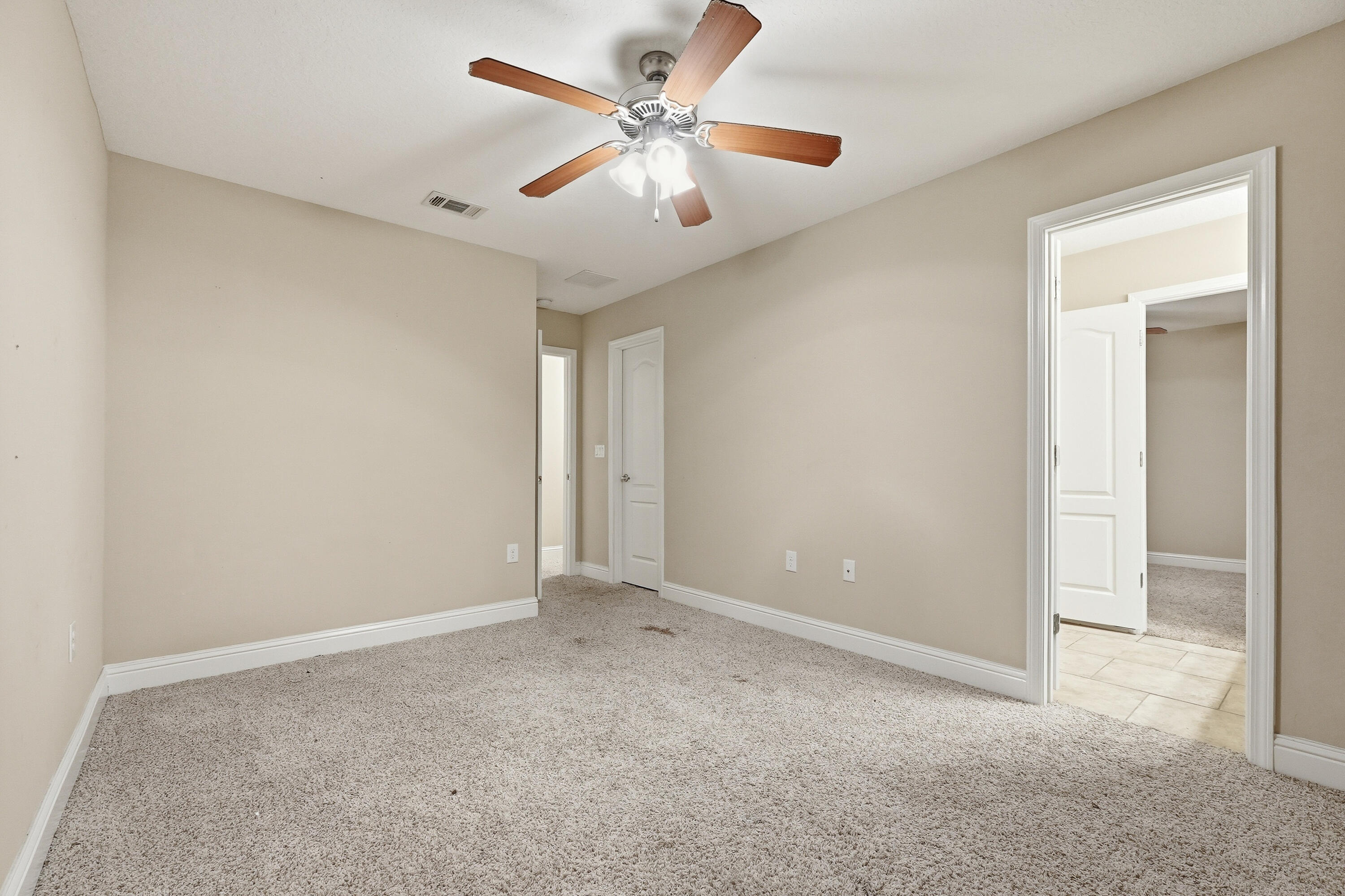 THE MEADOWS - Residential