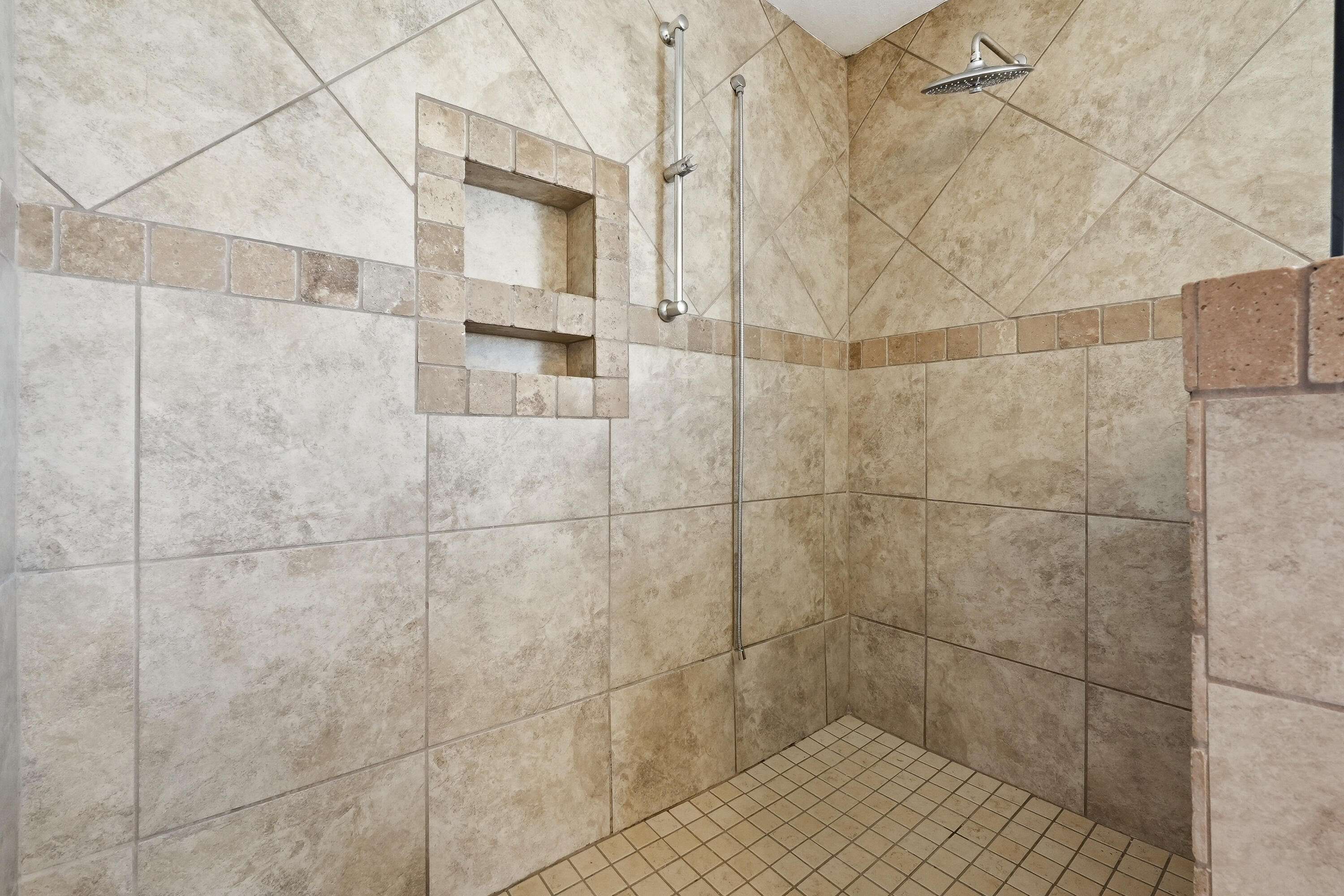 THE MEADOWS - Residential