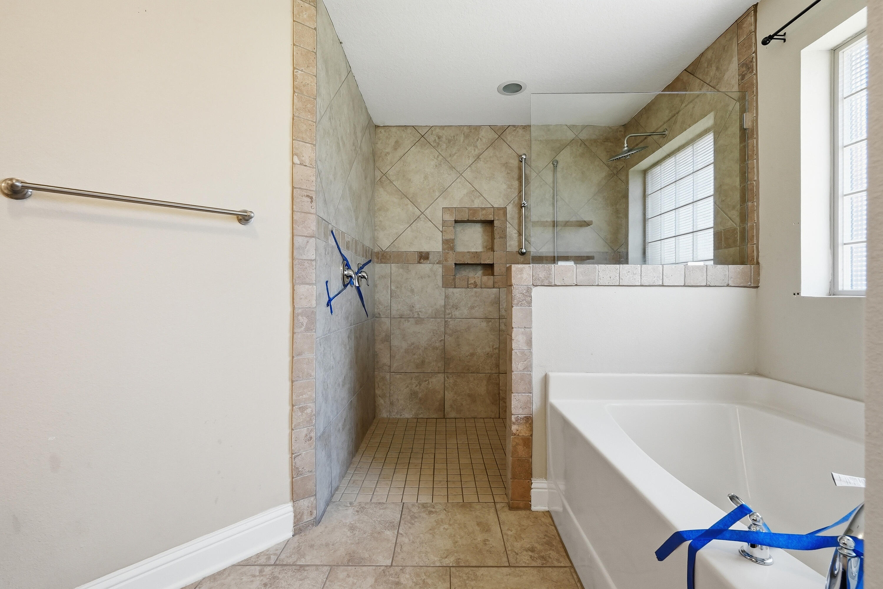 THE MEADOWS - Residential