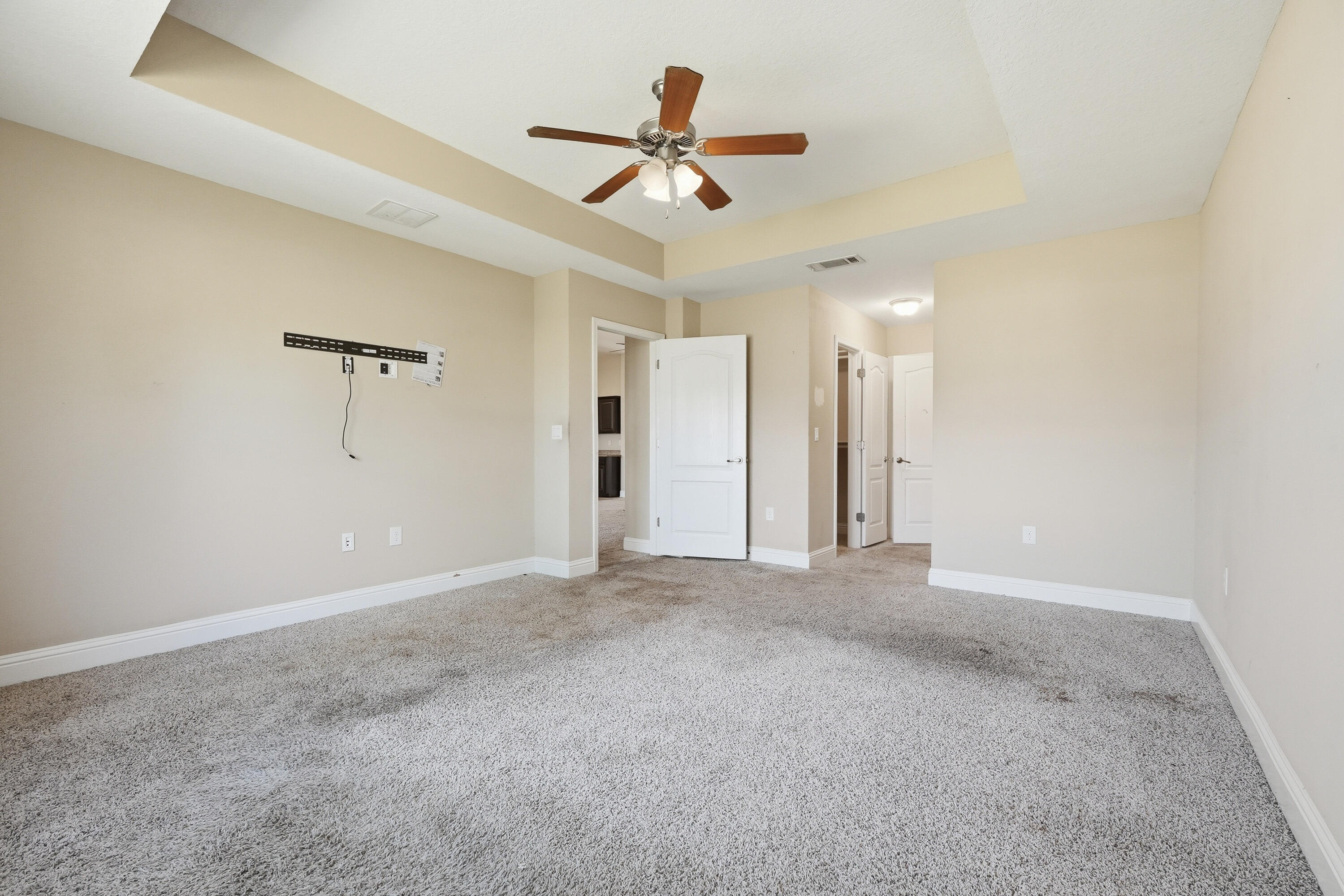 THE MEADOWS - Residential