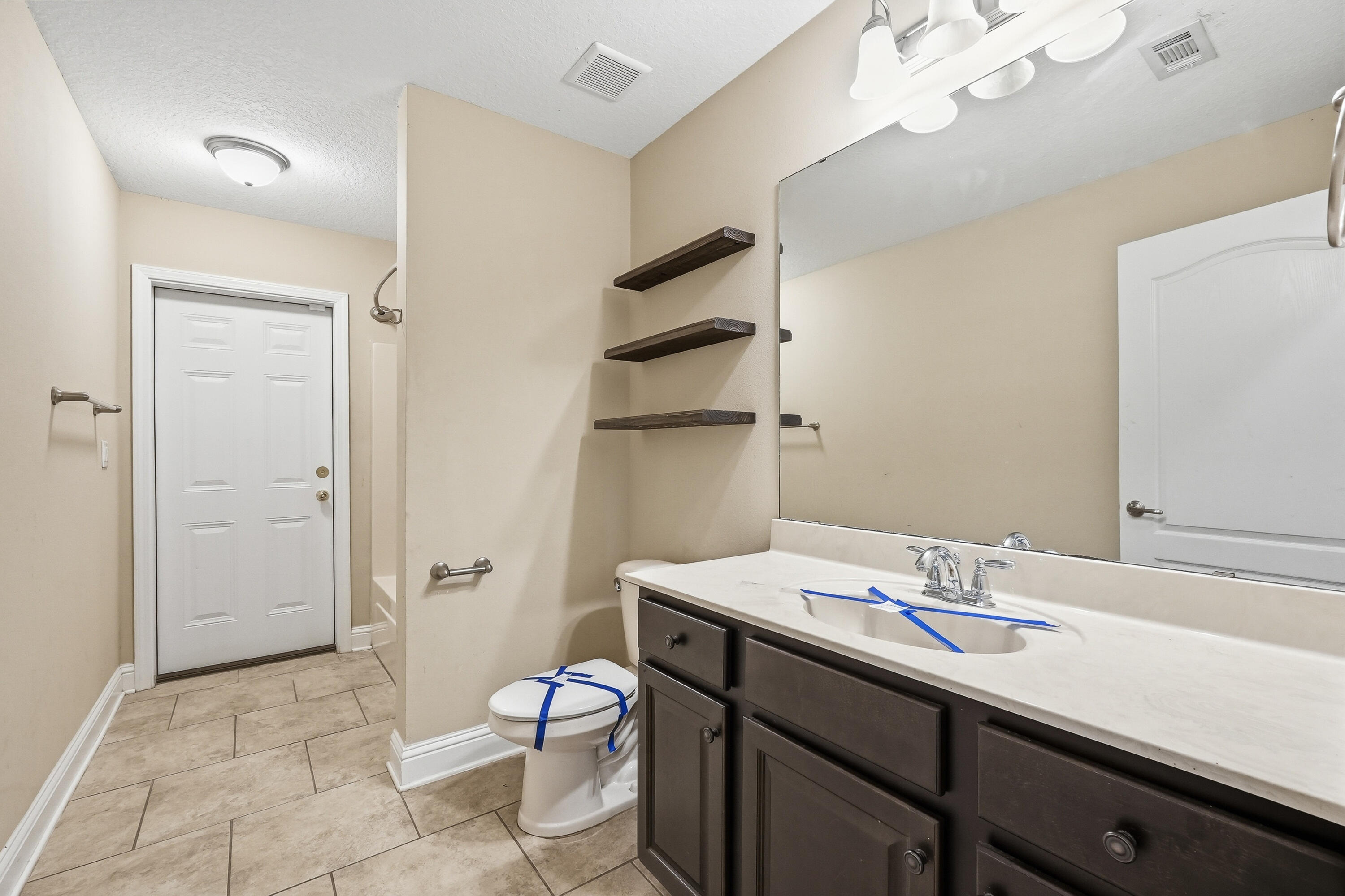 THE MEADOWS - Residential