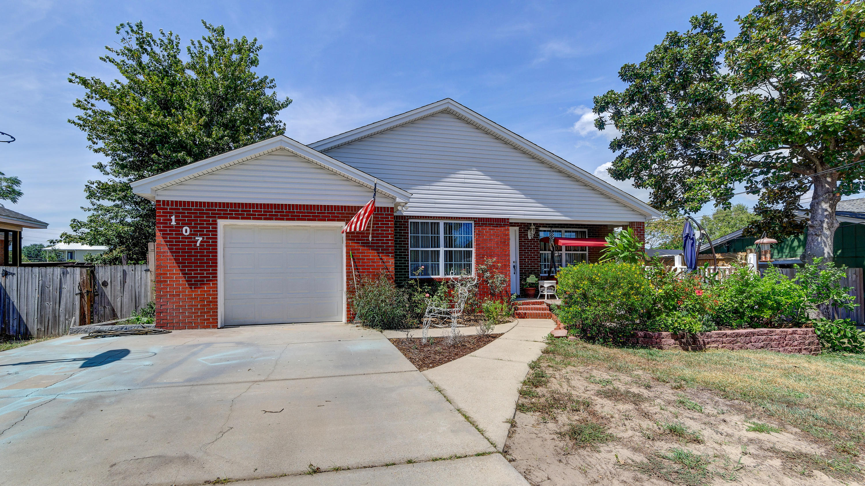 GULF HIGHLANDS - Residential