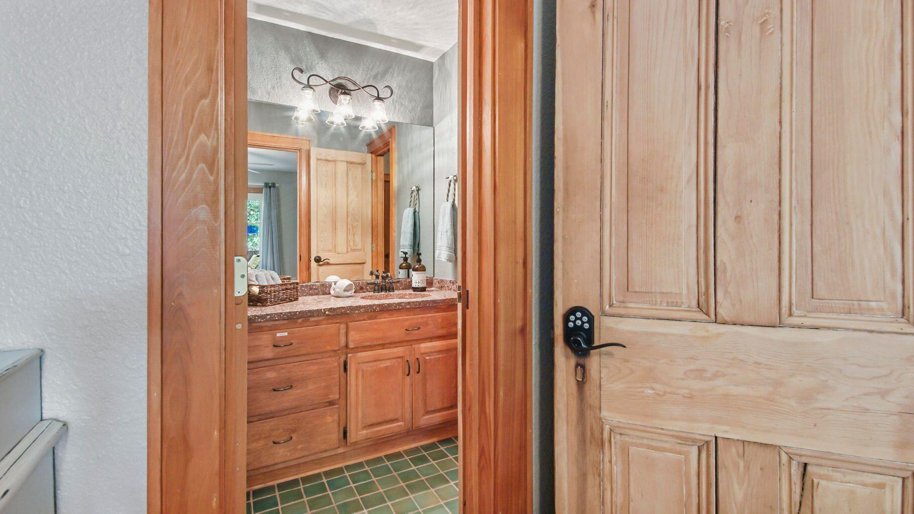 LAKE POWELL ESTATES - Residential