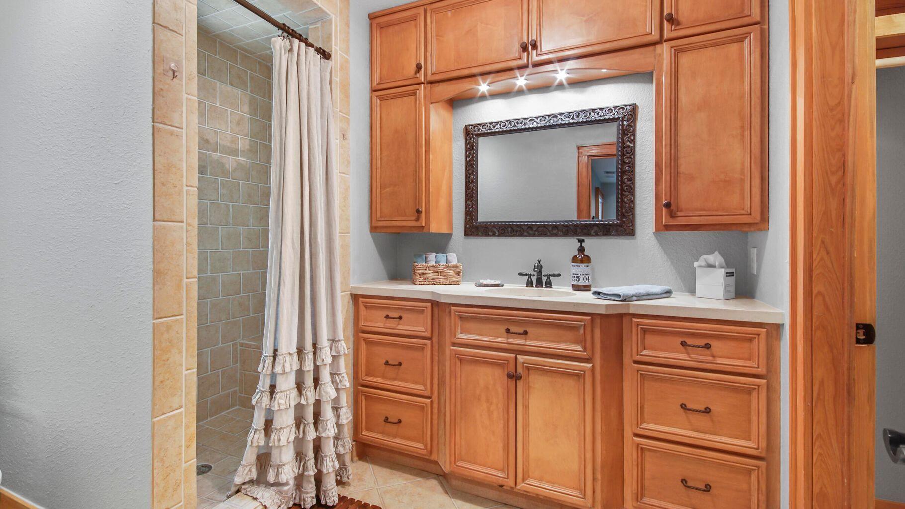 LAKE POWELL ESTATES - Residential