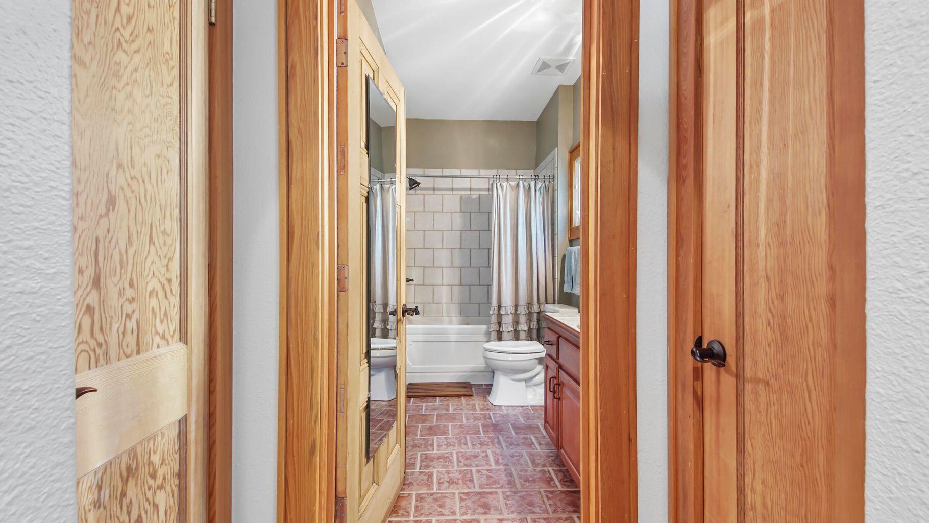 LAKE POWELL ESTATES - Residential