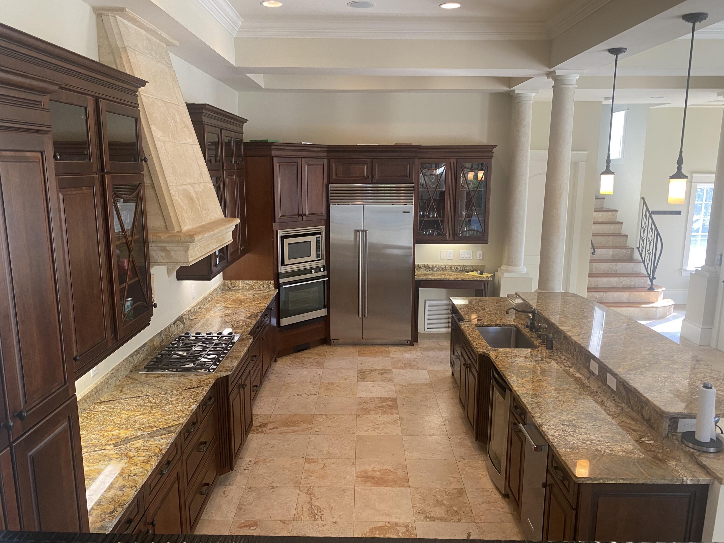 GULF PINES - Residential