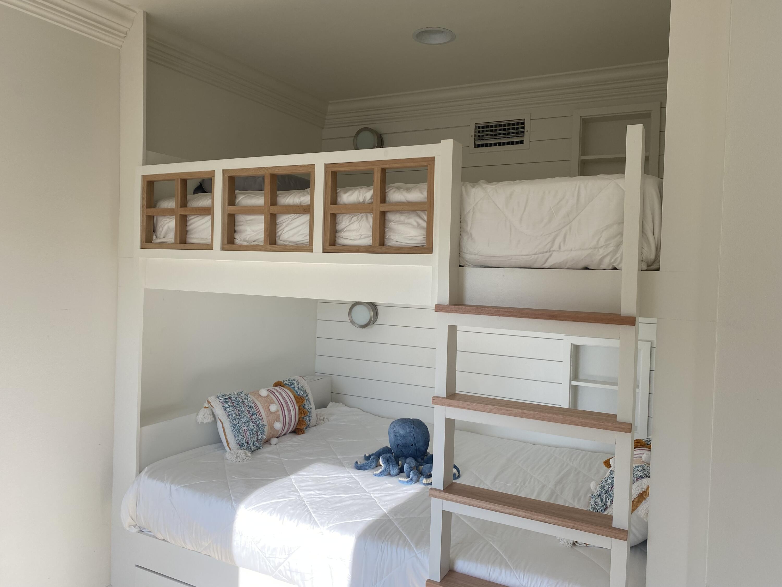 GULF PINES - Residential