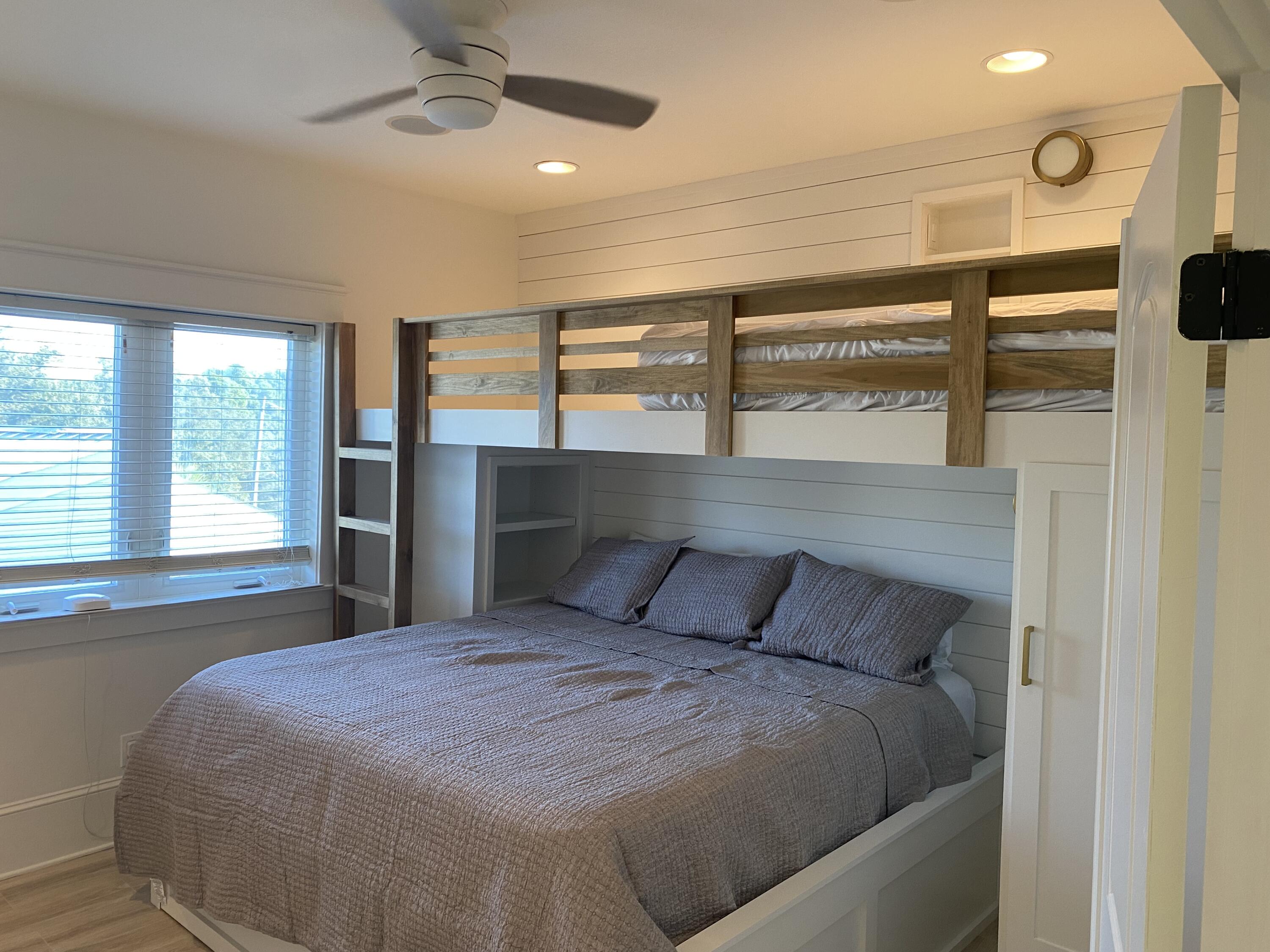 GULF PINES - Residential