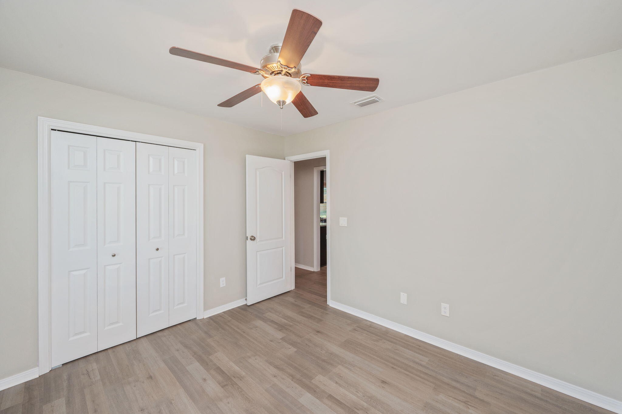 MEADOW WOODS - Residential