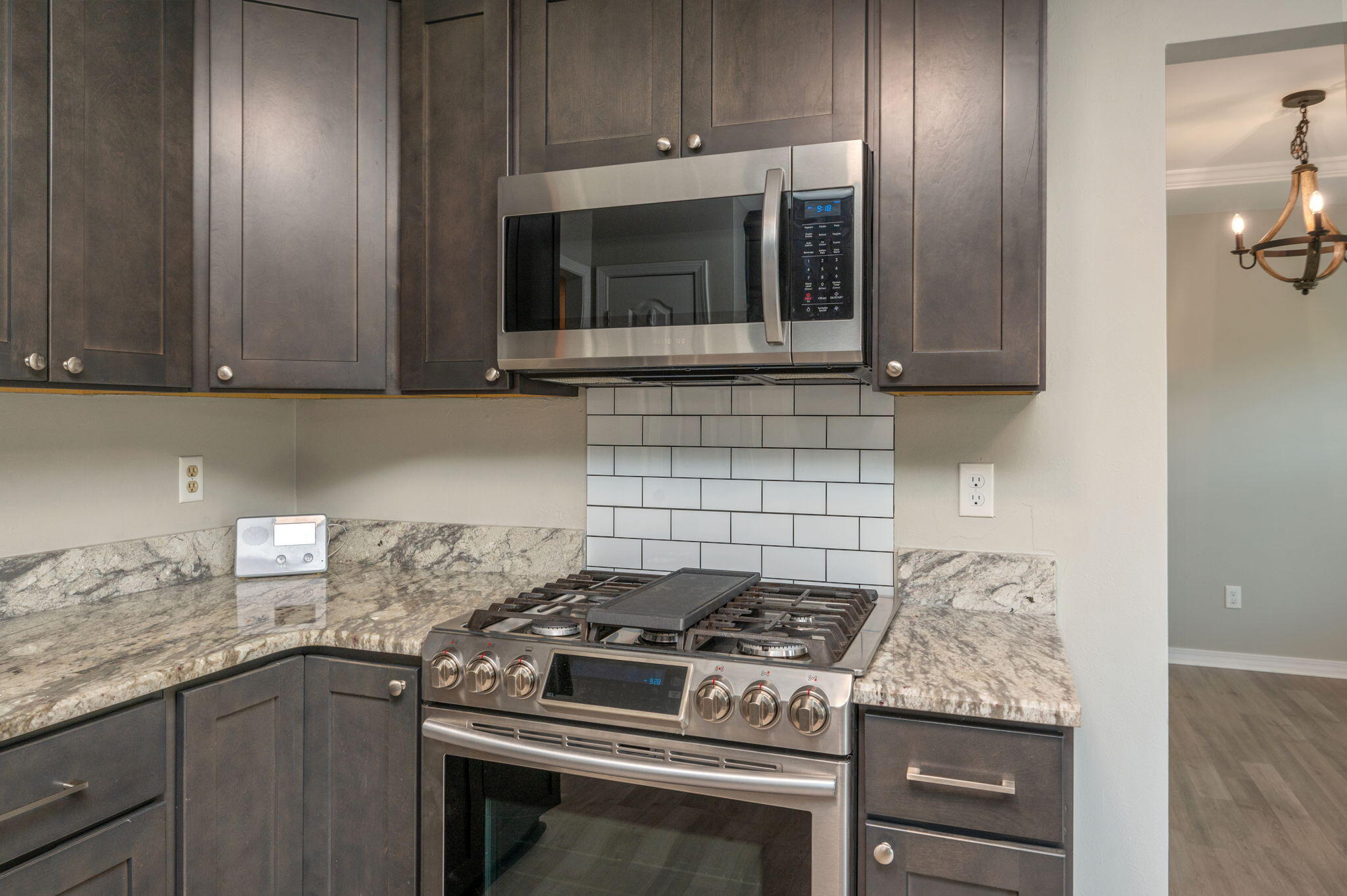 MEADOW WOODS - Residential