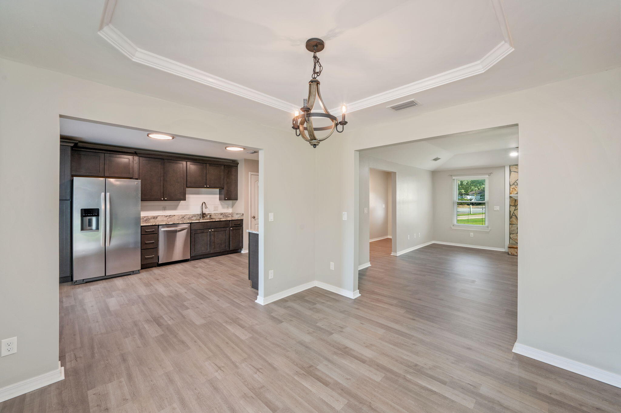 MEADOW WOODS - Residential