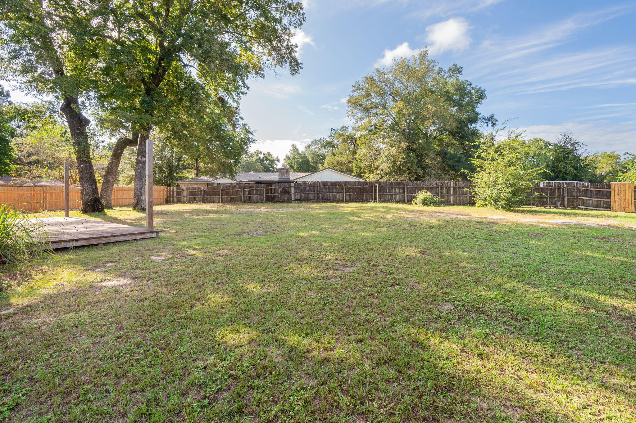 MEADOW WOODS - Residential