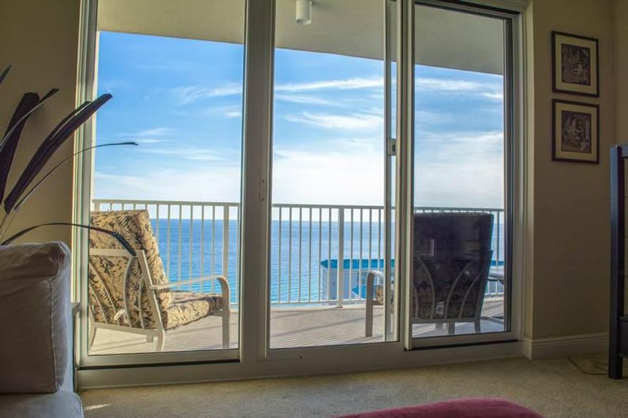 UNBELIEVABLE LOCATION & VIEWS of both the Bay and Gulf of Mexico! Awesome 20th floor condo with large balcony with fantastic water views including pool area. Professionally furnished and rental ready. Located on the first floor is the popular Cabana Cafe offering full menus,live music and room service. Ground floor lobby, fitness facility, meeting rooms, two large pools, beach tram service and deeded beach access, Seascape Resort is a gated community that offers 18-hole golf course, tennis courts, conference center, beach service and water sports rentals. Just minutes from Silver Sands, the Southeast's Largest Outlet Shopping Mall, the popular Baytowne Wharf in Sandestin, the Scenic 30A Corridor and the Destin Harbor.