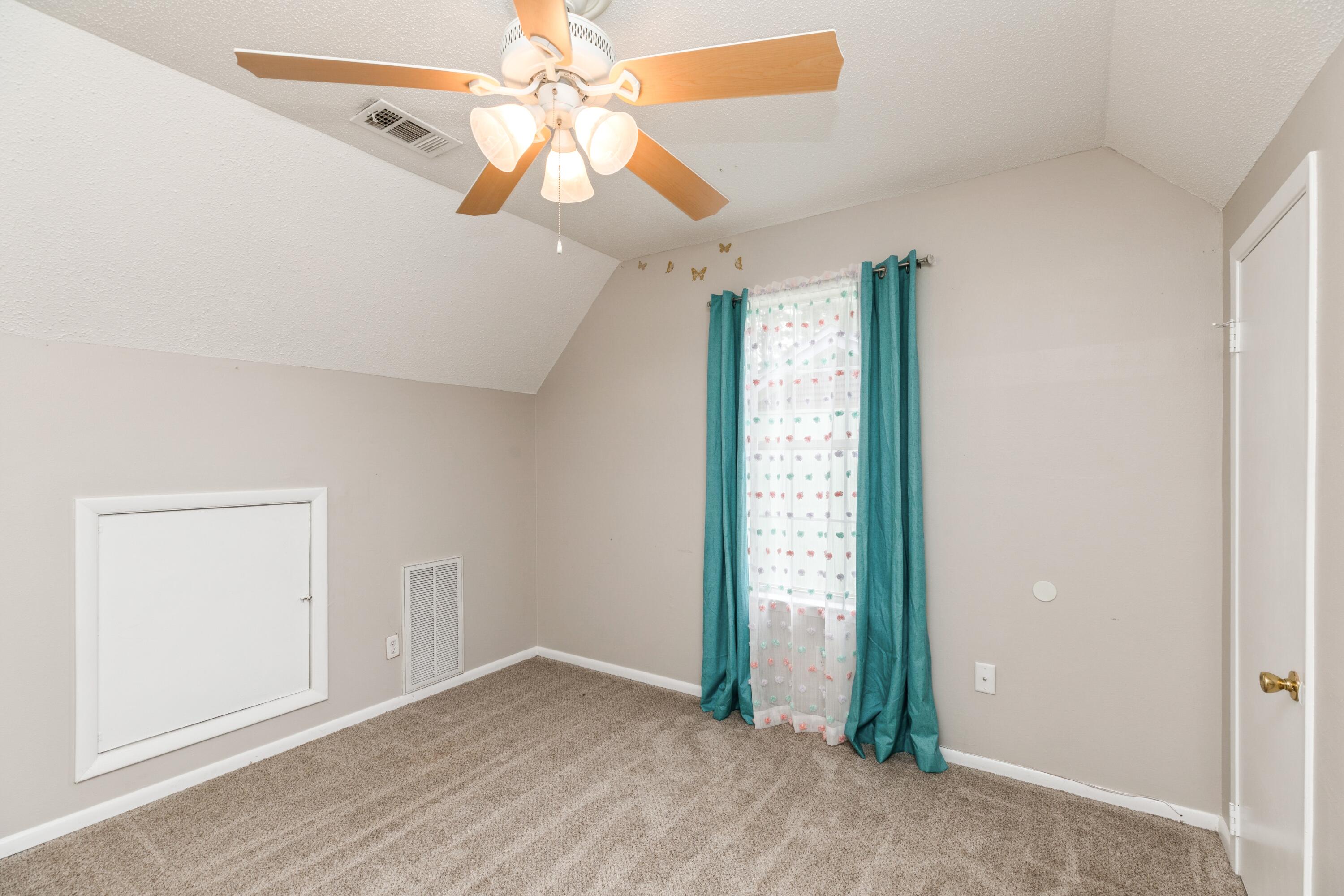 YORKTOWN AT WILLOW BEND - Residential