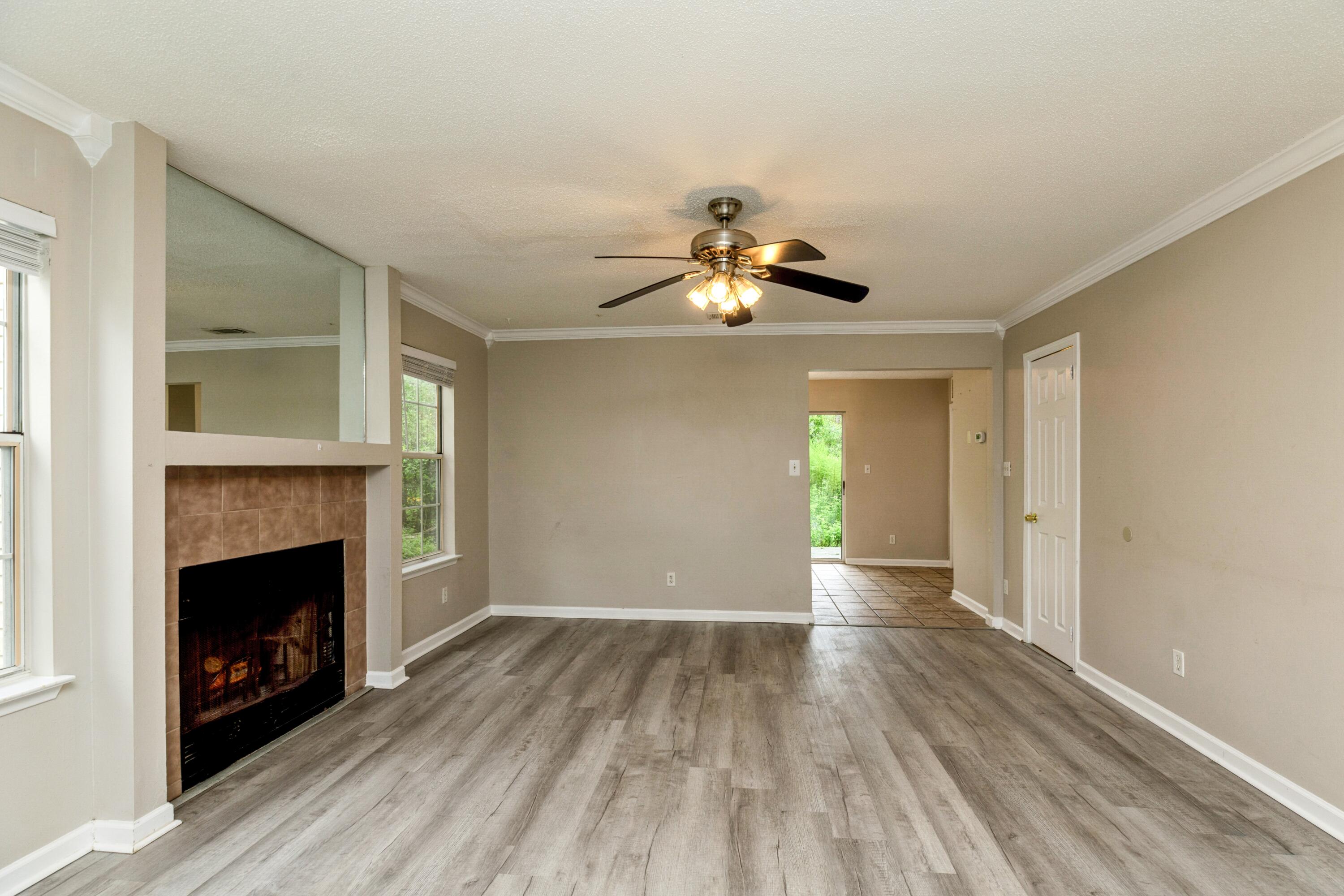 YORKTOWN AT WILLOW BEND - Residential
