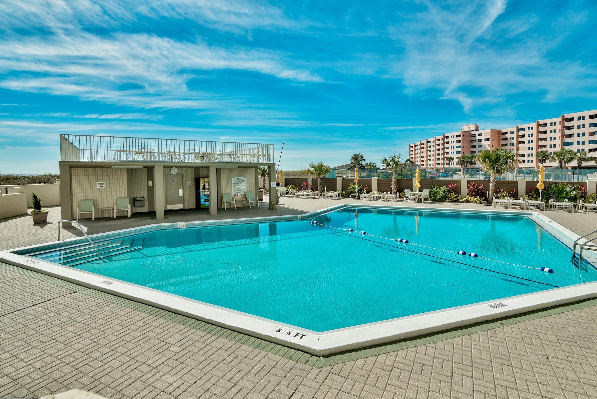 INLET REEF CLUB CONDO - Residential