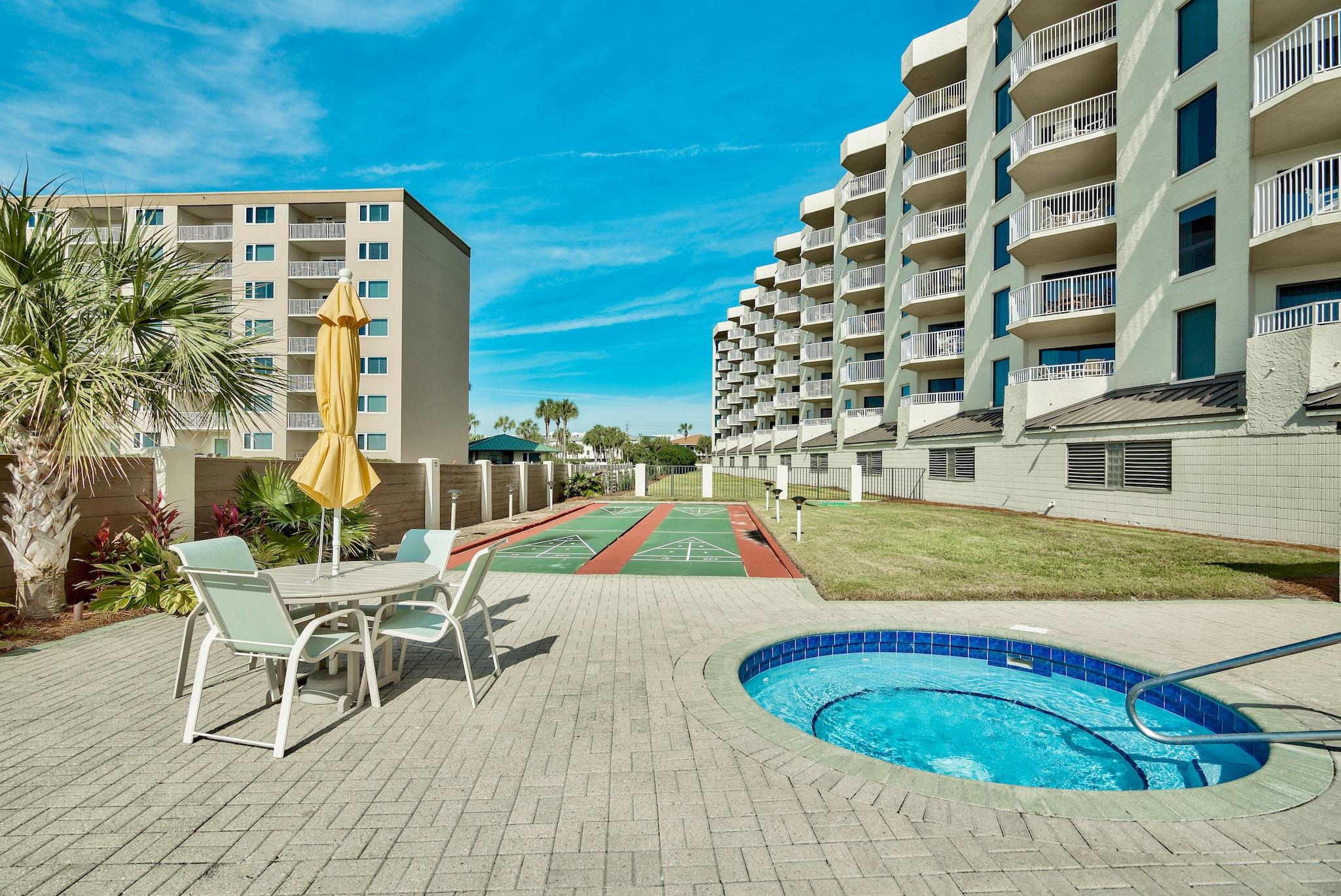 INLET REEF CLUB CONDO - Residential