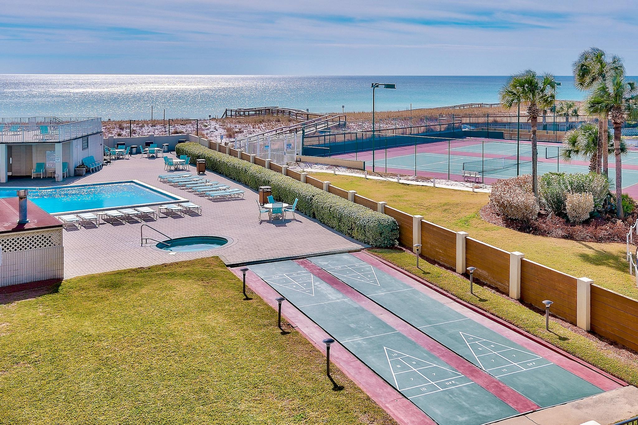 INLET REEF CLUB CONDO - Residential