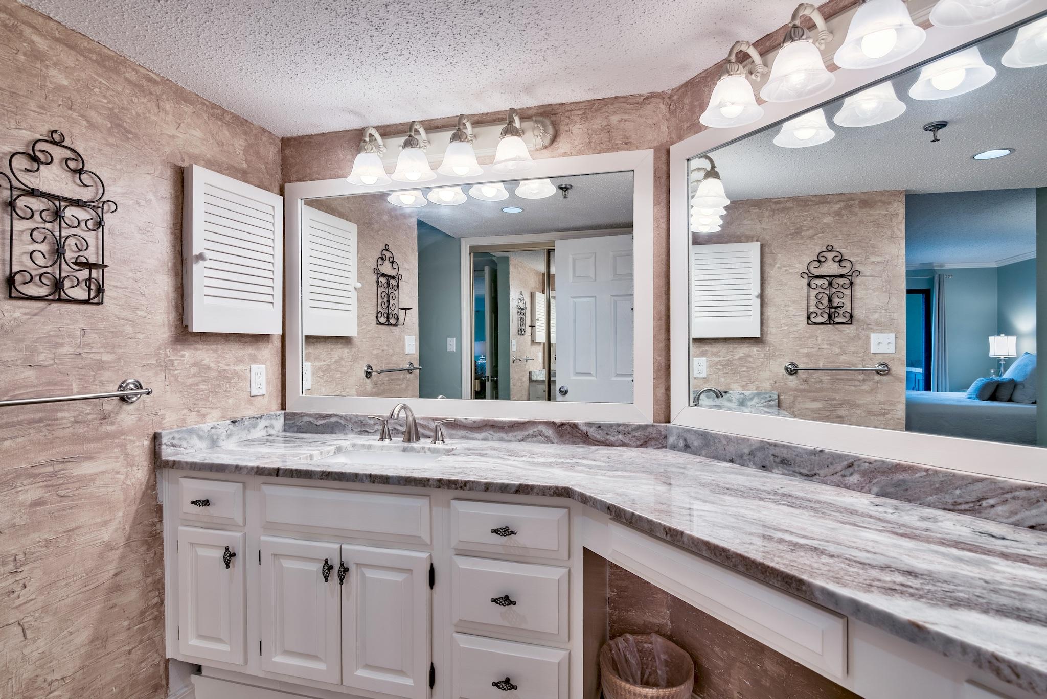 INLET REEF CLUB CONDO - Residential