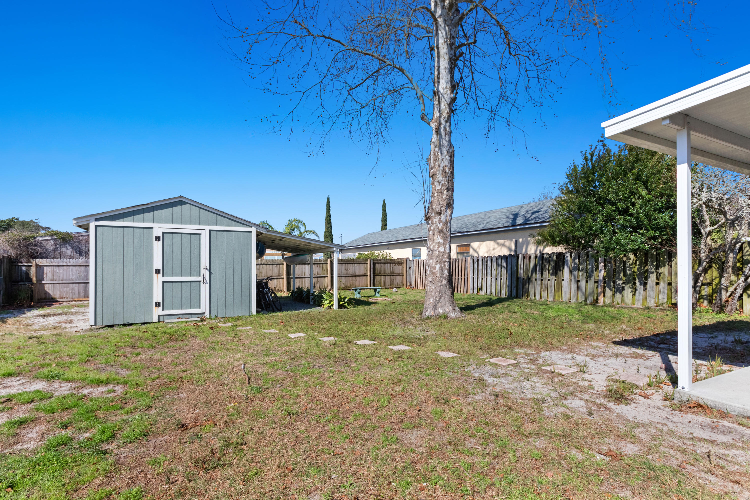 BAHAMA BEACH 1ST ADDN - Residential