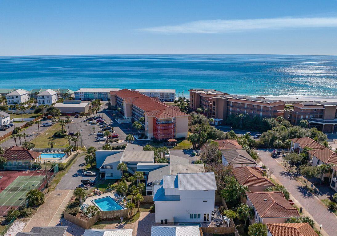 SURFSONG CONDO OF DESTIN - Residential