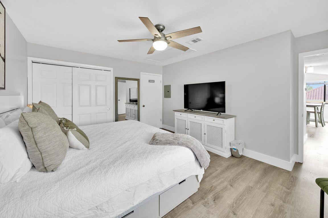 SURFSONG CONDO OF DESTIN - Residential