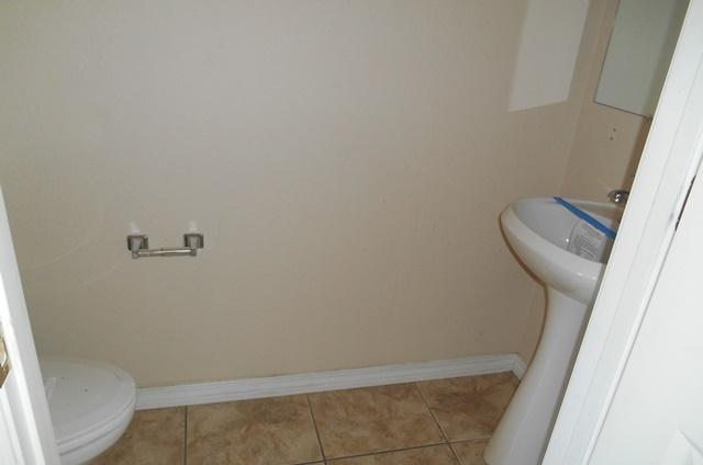 SHADY OAKS - Residential