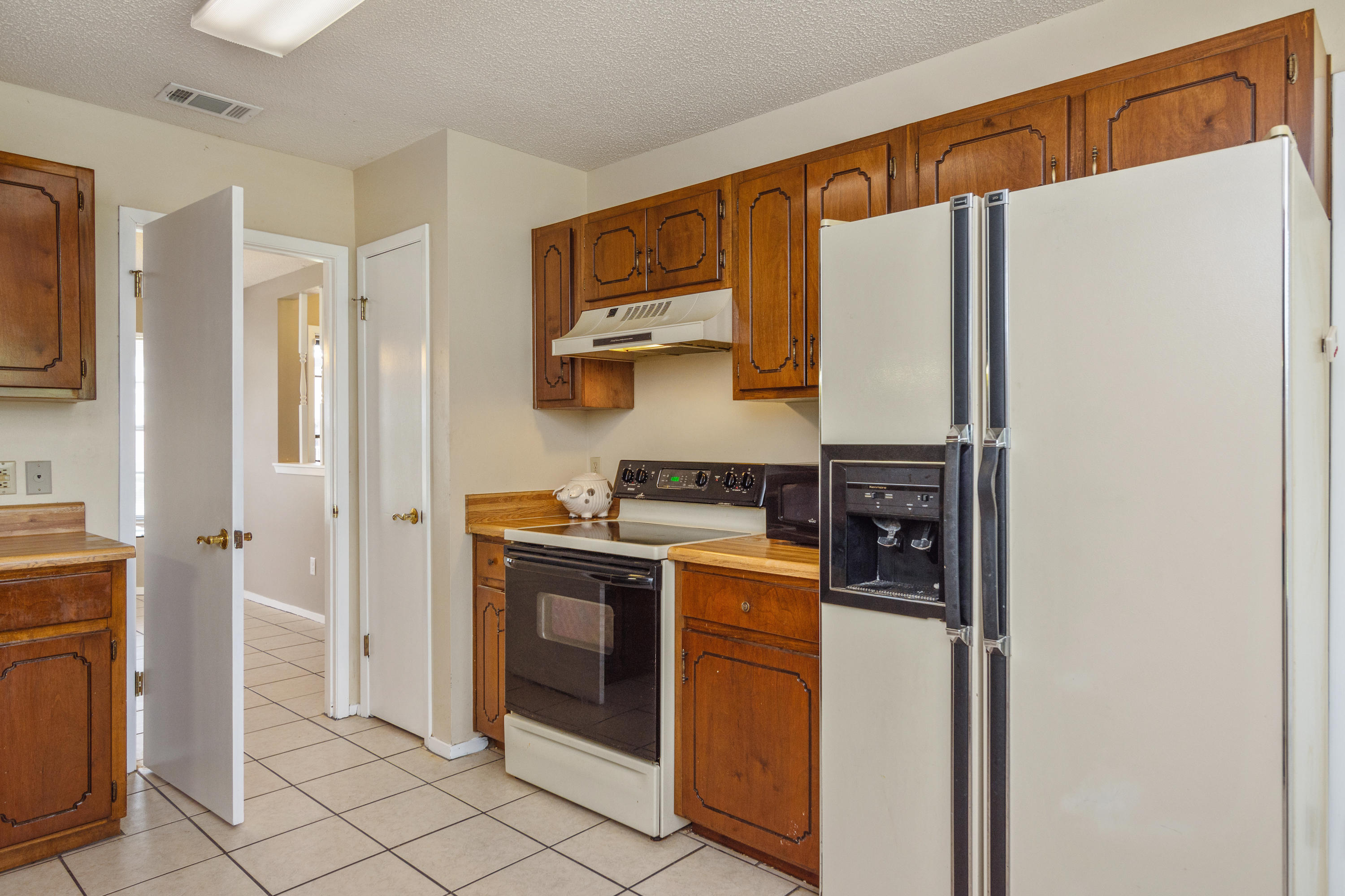 BEAVER CREEK S/D PH II LOT 13 - Residential